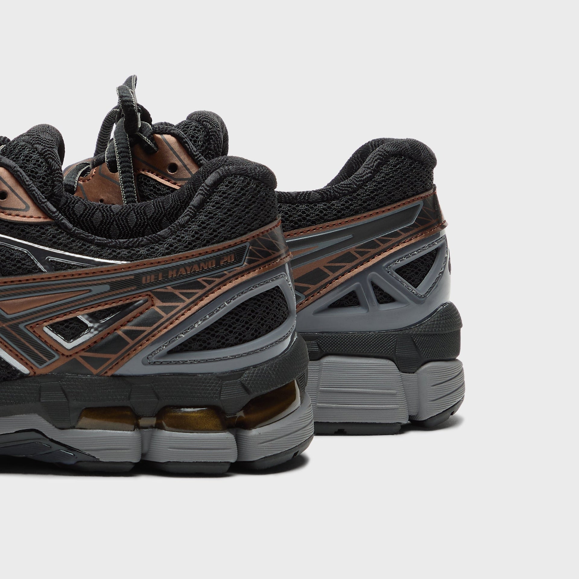 ASICS Gel-Kayano 20 - Black / Reddish Brown