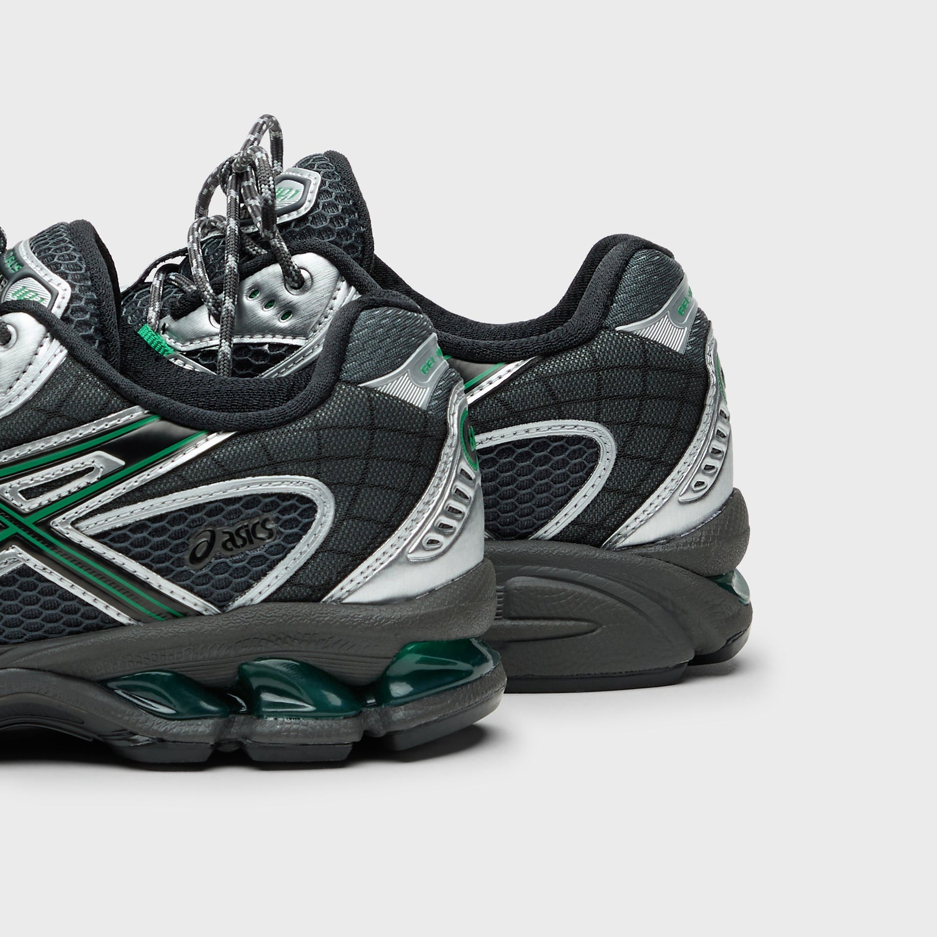 ASICS Gel-Nimbus 10.1 - Obsidian Grey / Green Basil