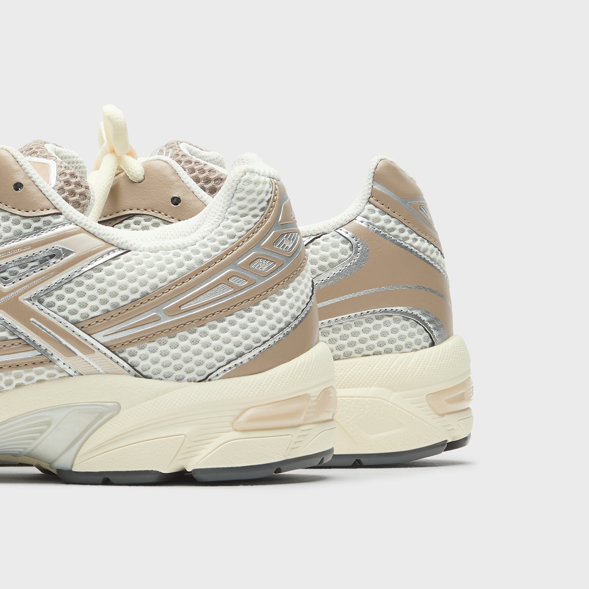 クリーム ASICS Gel-1130 - Cream / Cinnamon – Kith