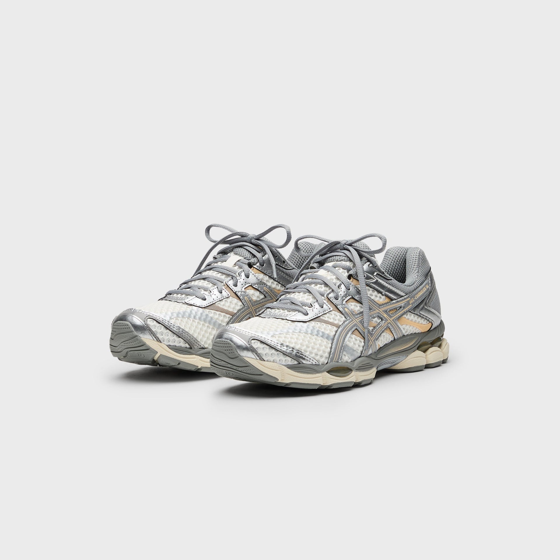 ASICS Gel-Cumulus 16 - Cream / Clay Grey