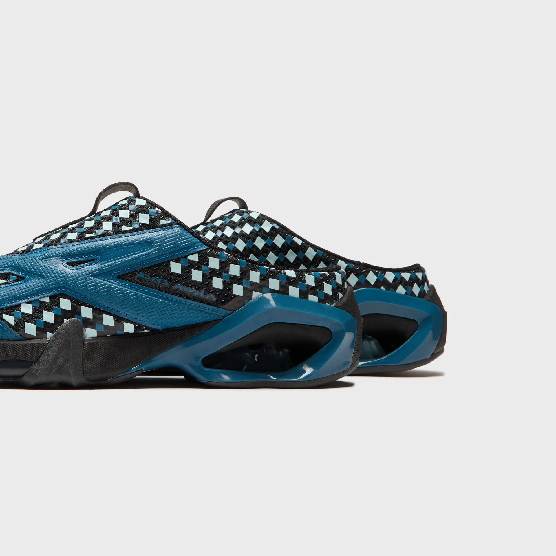 ASICS x Kiko Kostadinov Novalis Gel-Styrax - Graphite Grey / Ink Teal