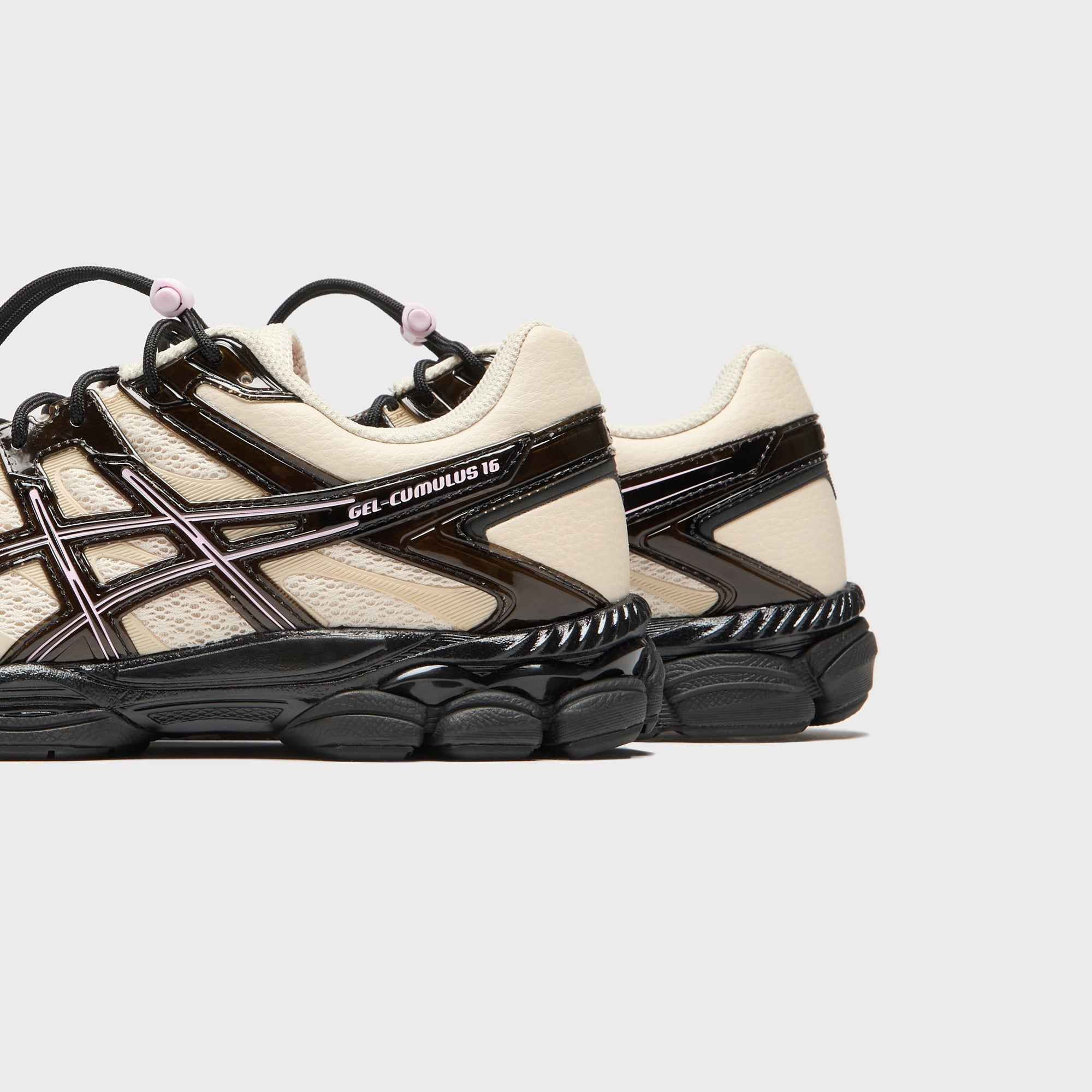 ASICS x Finesse Gel-Cumulus 16 - Sand / Desert Rose – Kith