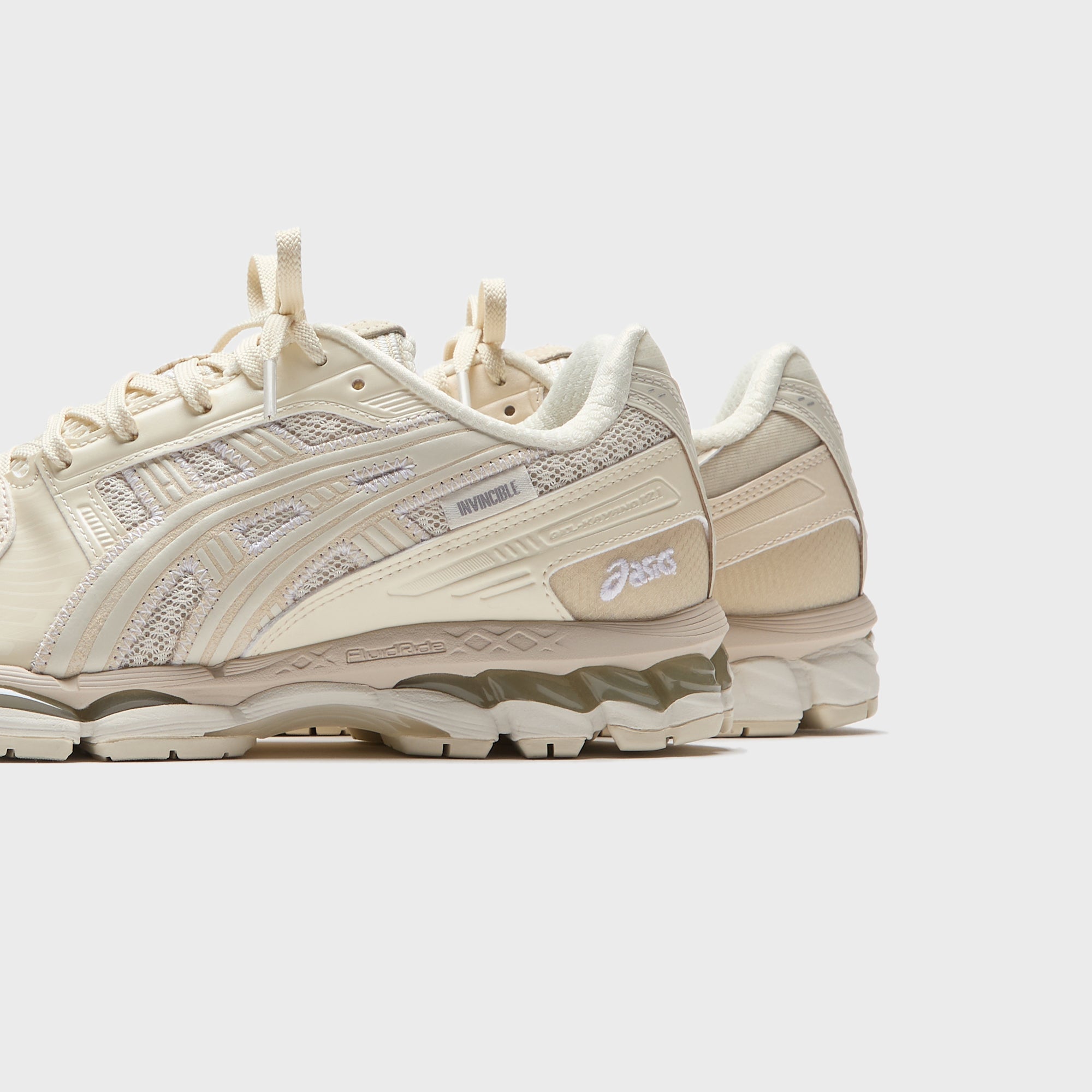 ノワール　エンパシー　マットクリーム ASICS x INVINCIBLE® x Madness GEL-KAYANO 12.1 - Vanilla – Kith