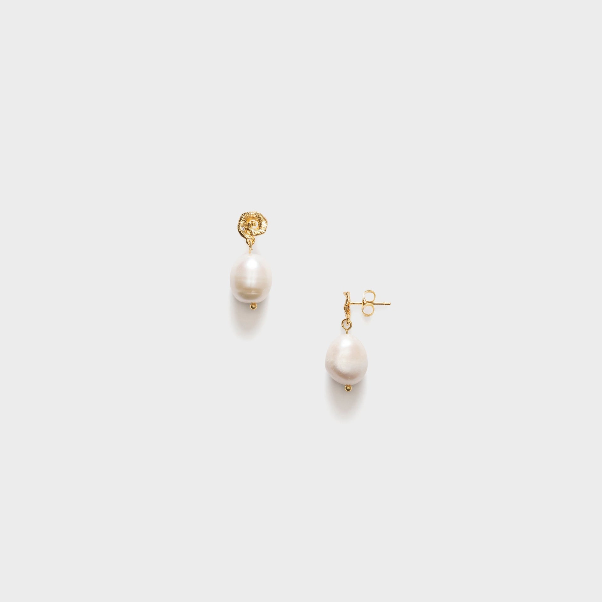 Anni Lu Under The Sun Earrings - Gold