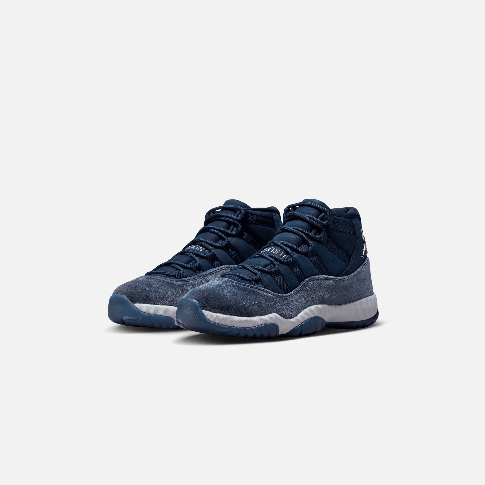 Jordan WMNS Air Jordan 11 Retro - Midnight Navy / Metallic Silver / White