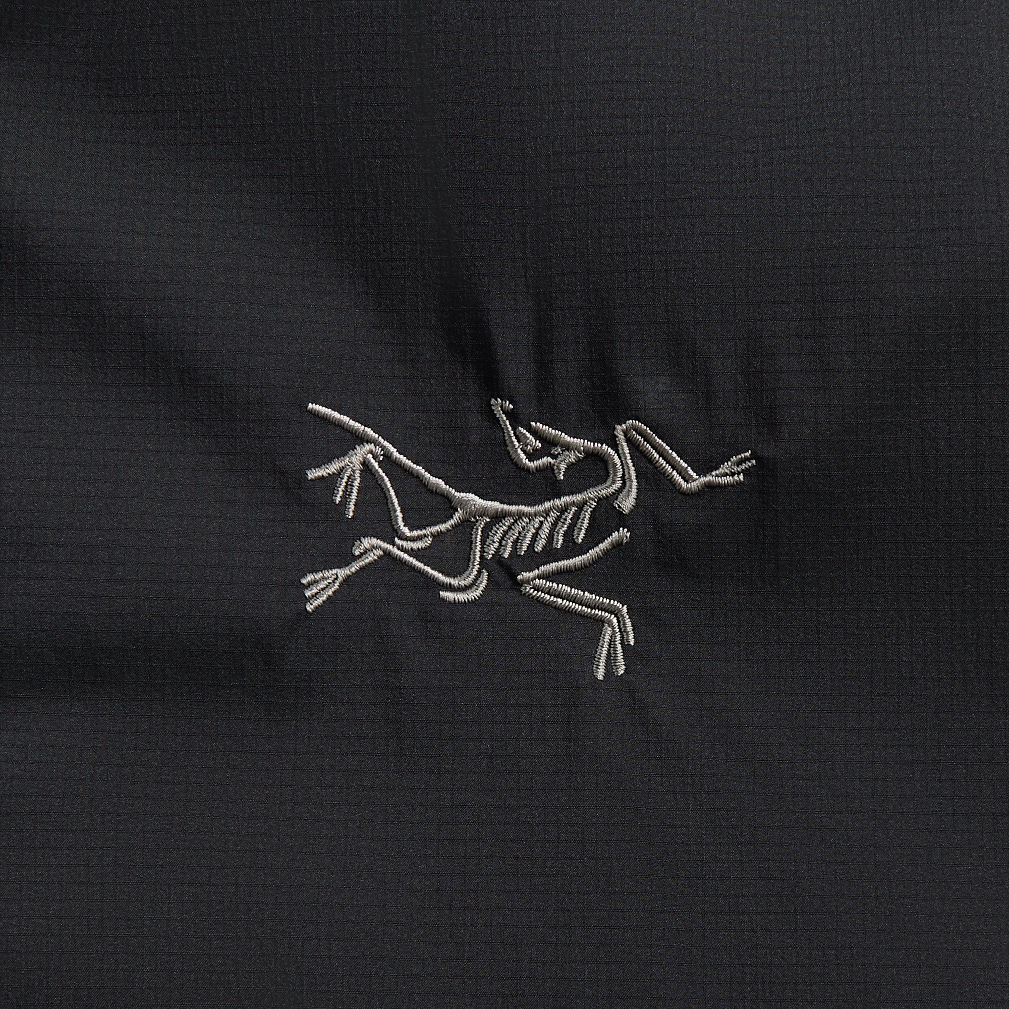 DK‼️ARC'TERYX ATOM AR Hoody ブラックXL Men's Atom AR Hoody - Gearhead Outfitters