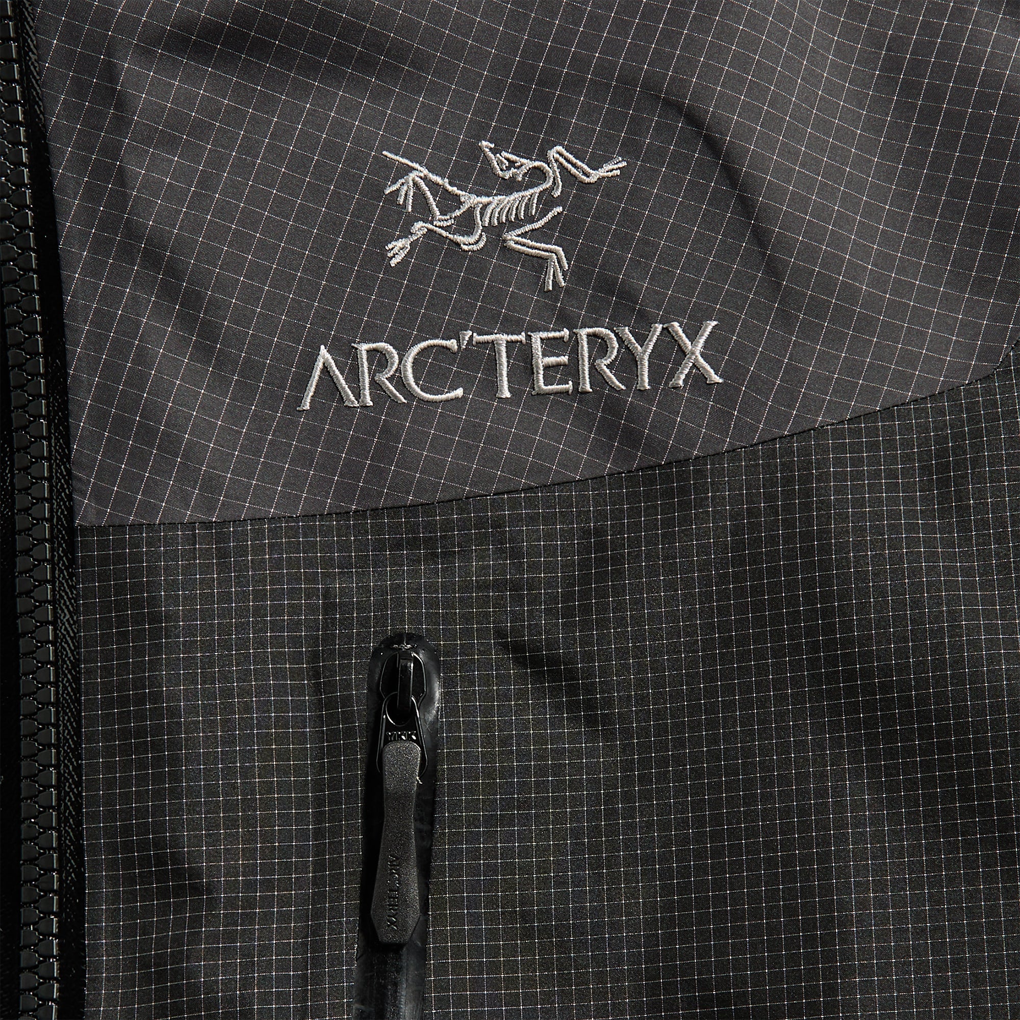Arc'teryx Alpha Jacket - Graphite / Black – Kith