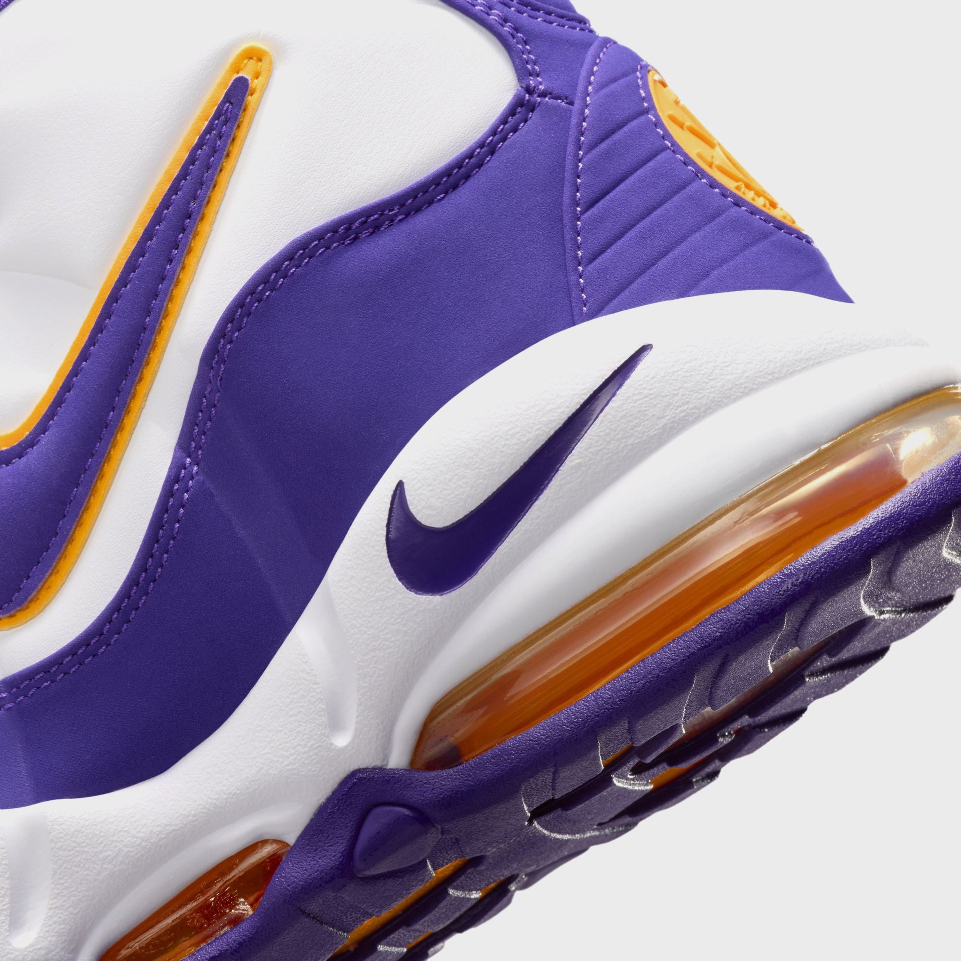 Nike Air Max Uptempo - White / Court Purple
