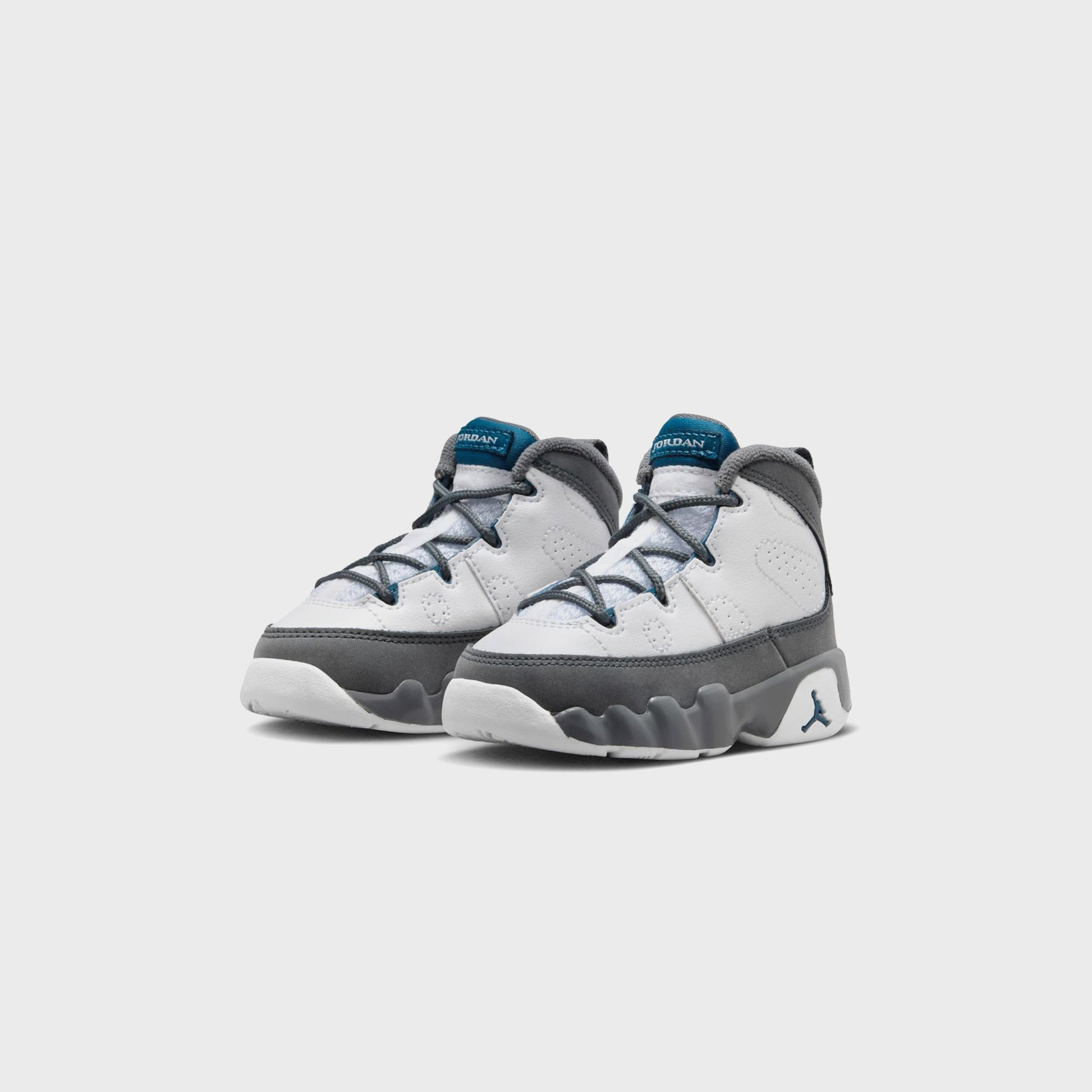 Jordan TD Air Jordan 9 Retro - White / French Blue / Flint Grey