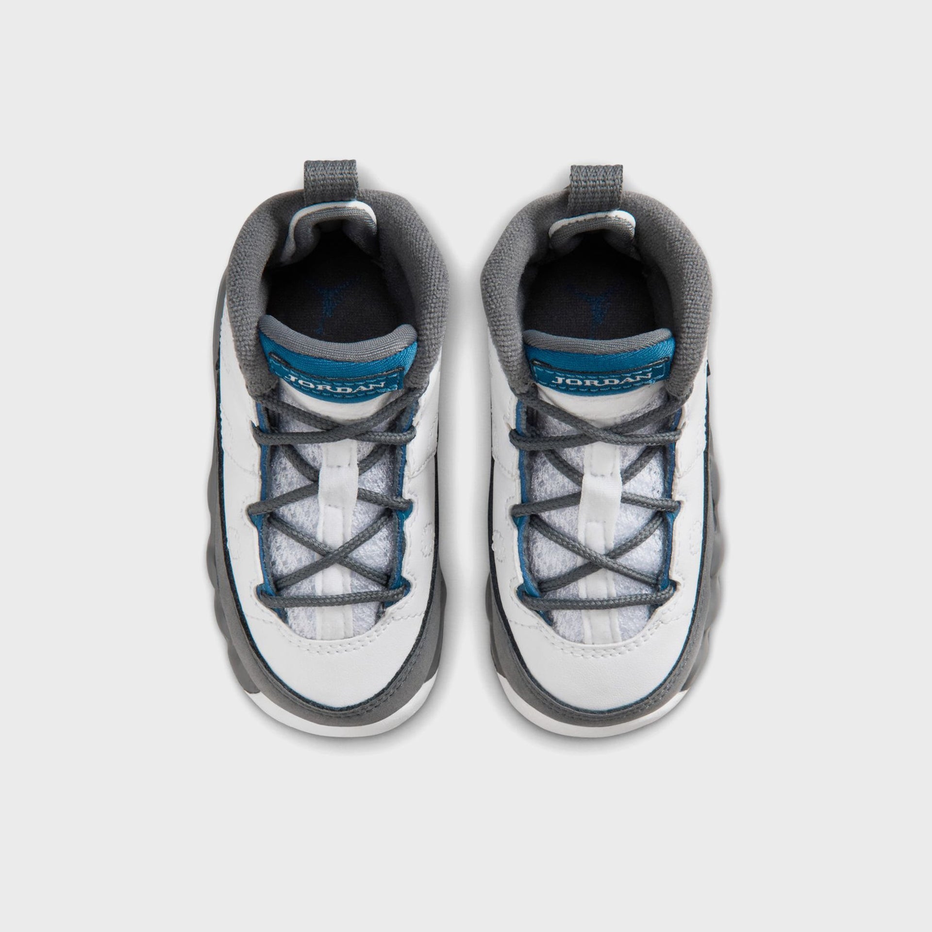 Jordan TD Air Jordan 9 Retro - White / French Blue / Flint Grey