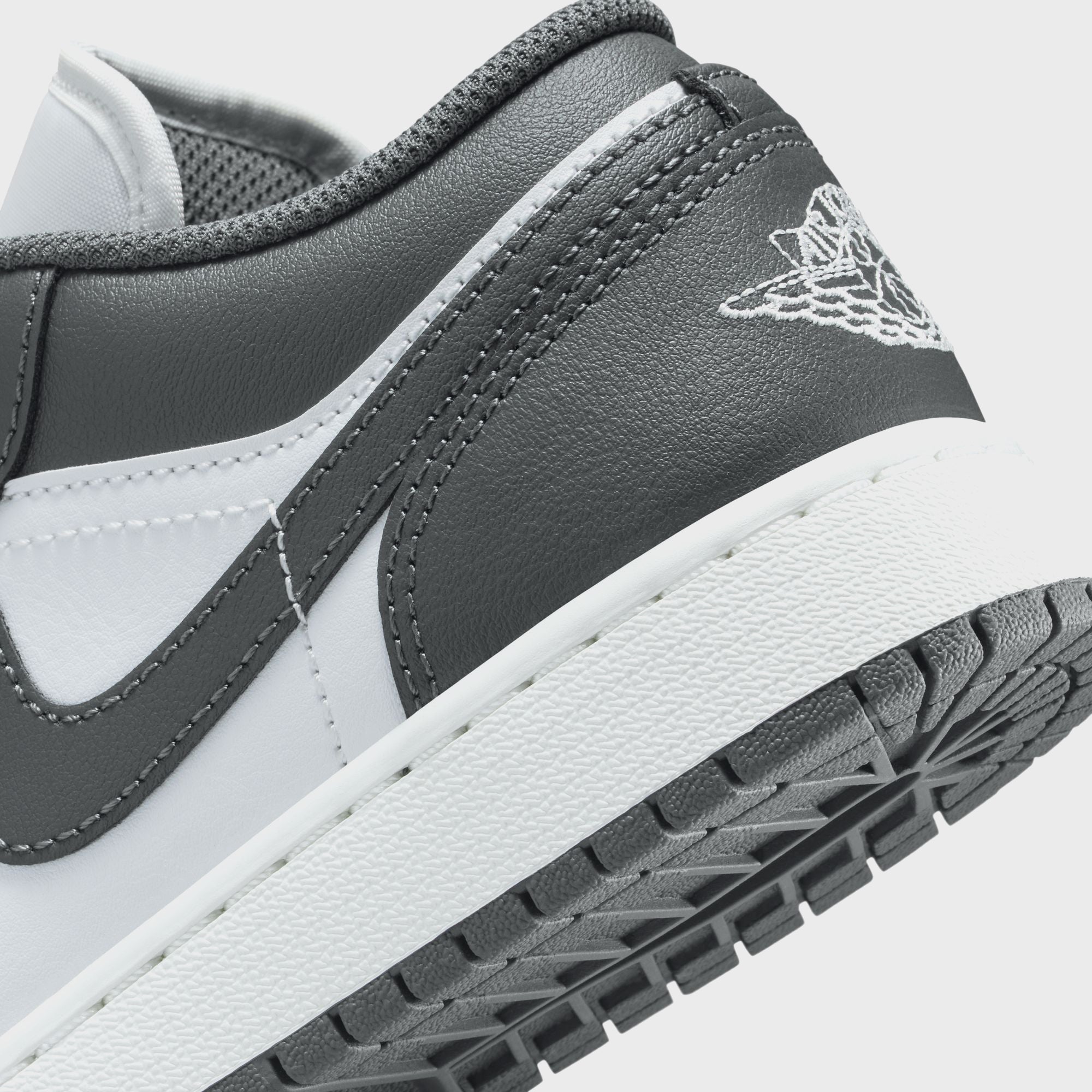 Jordan GS Air Jordan 1 - Iron Grey / Summit White – Kith