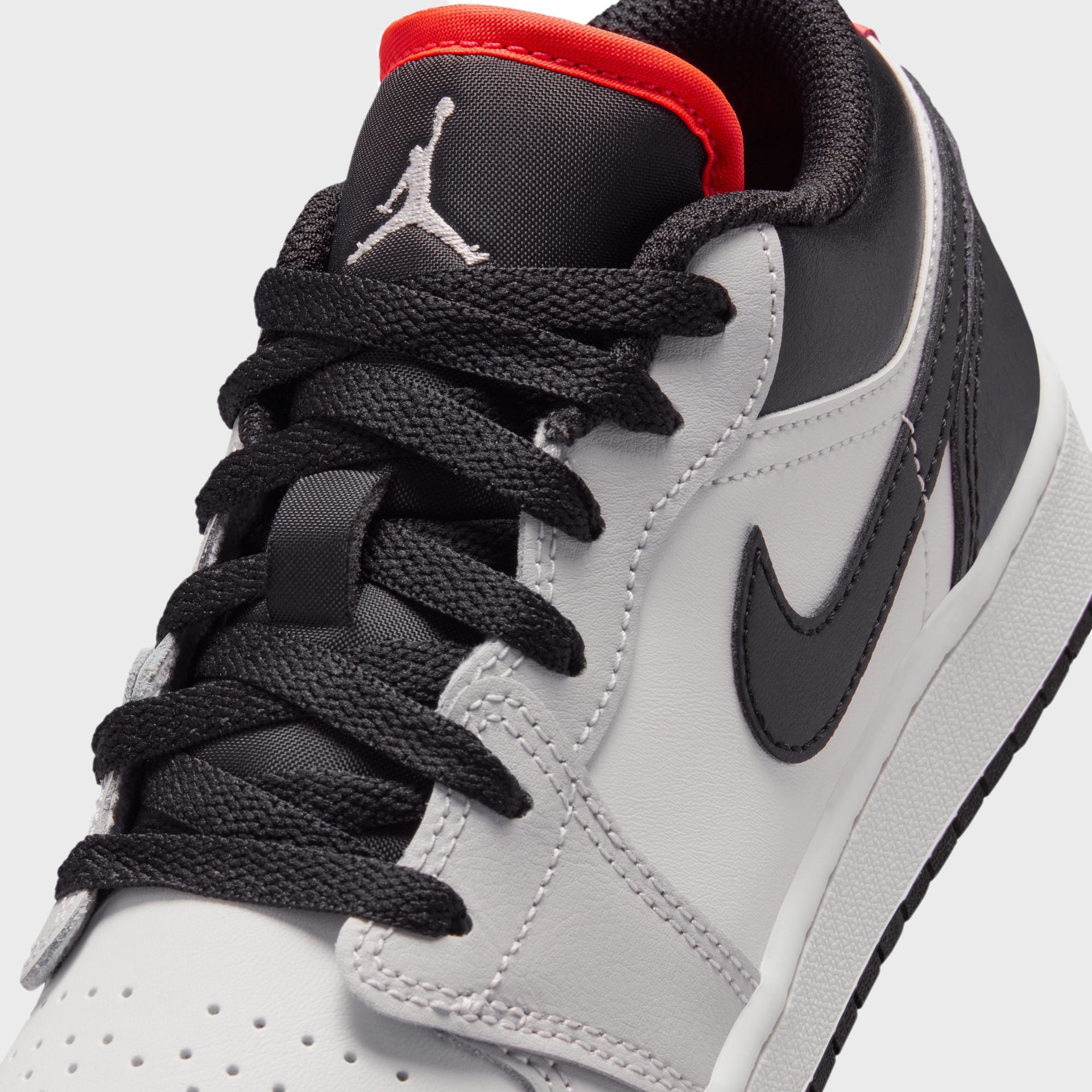 Jordan GS Air Jordan 1 Low - Black / Summit White / Infrared 23