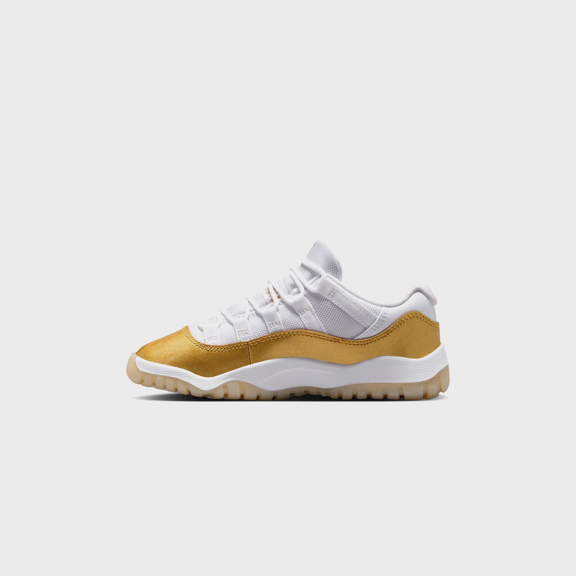 Jordan PS Jordan 11 Retro Low - White / Metallic Gold