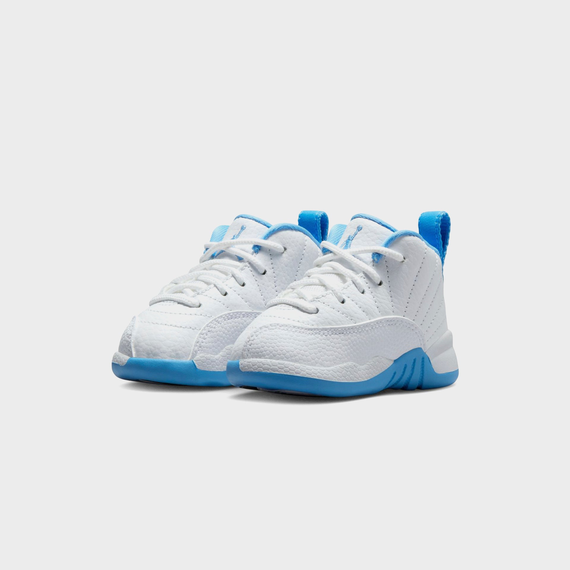 Jordan TD Jordan 12 Retro - White / Metallic Silver / University Blue
