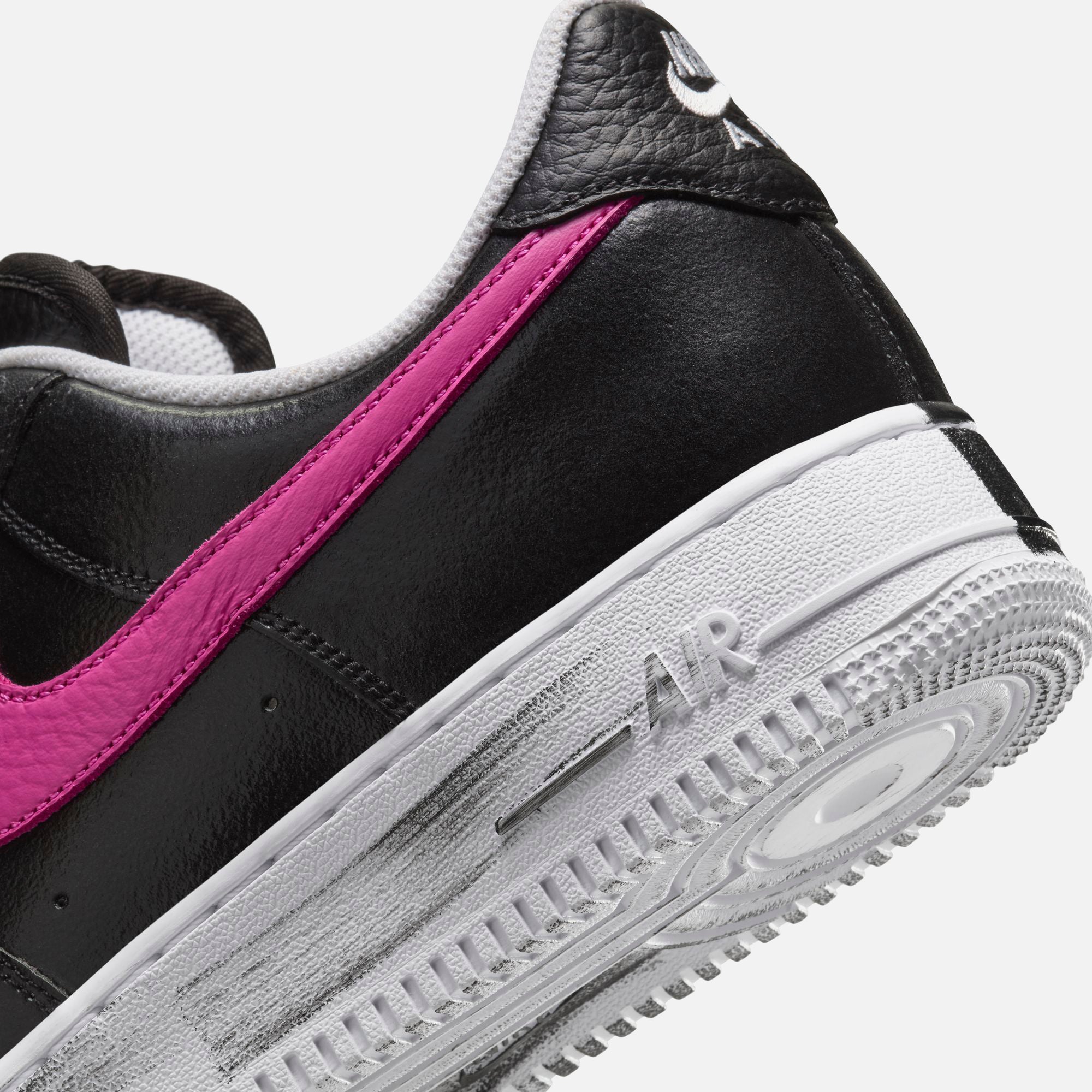 Nike x PEACEMINUSONE Air Force 1 - Black / New Emerald