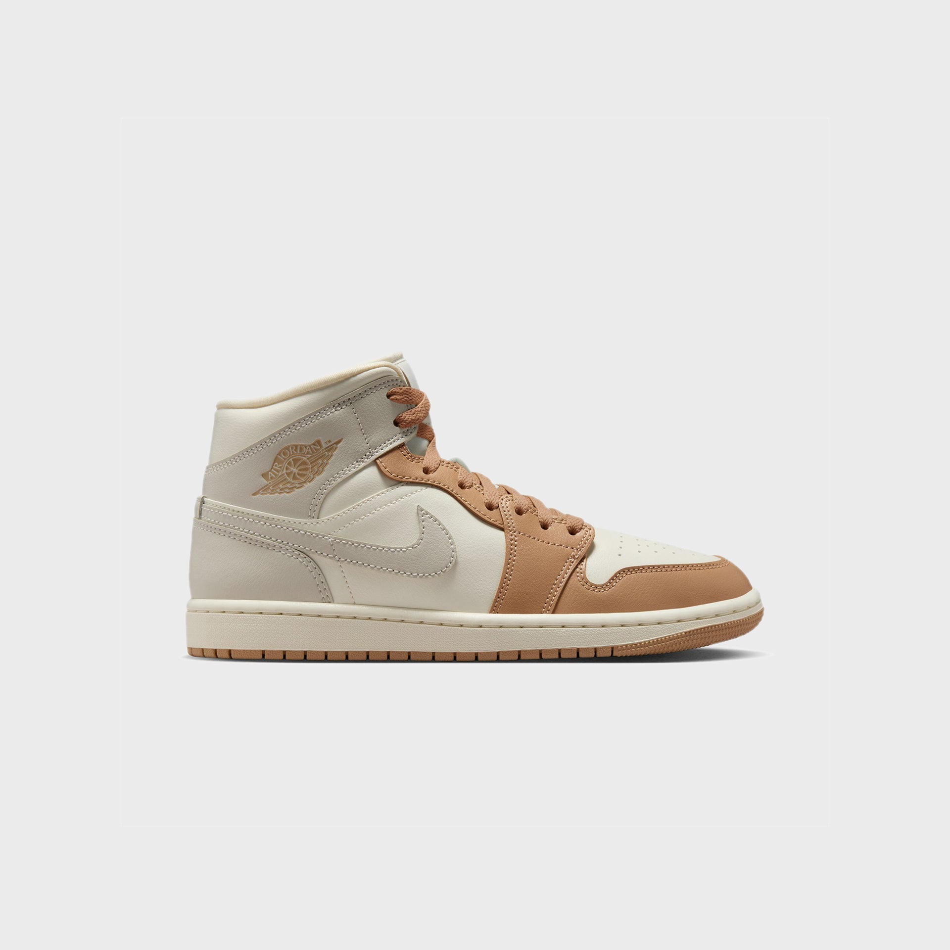 Jordan WMNS Air Jordan 1 Mid - Pale Ivory / Light Orewood Brown / Hemp / Sail