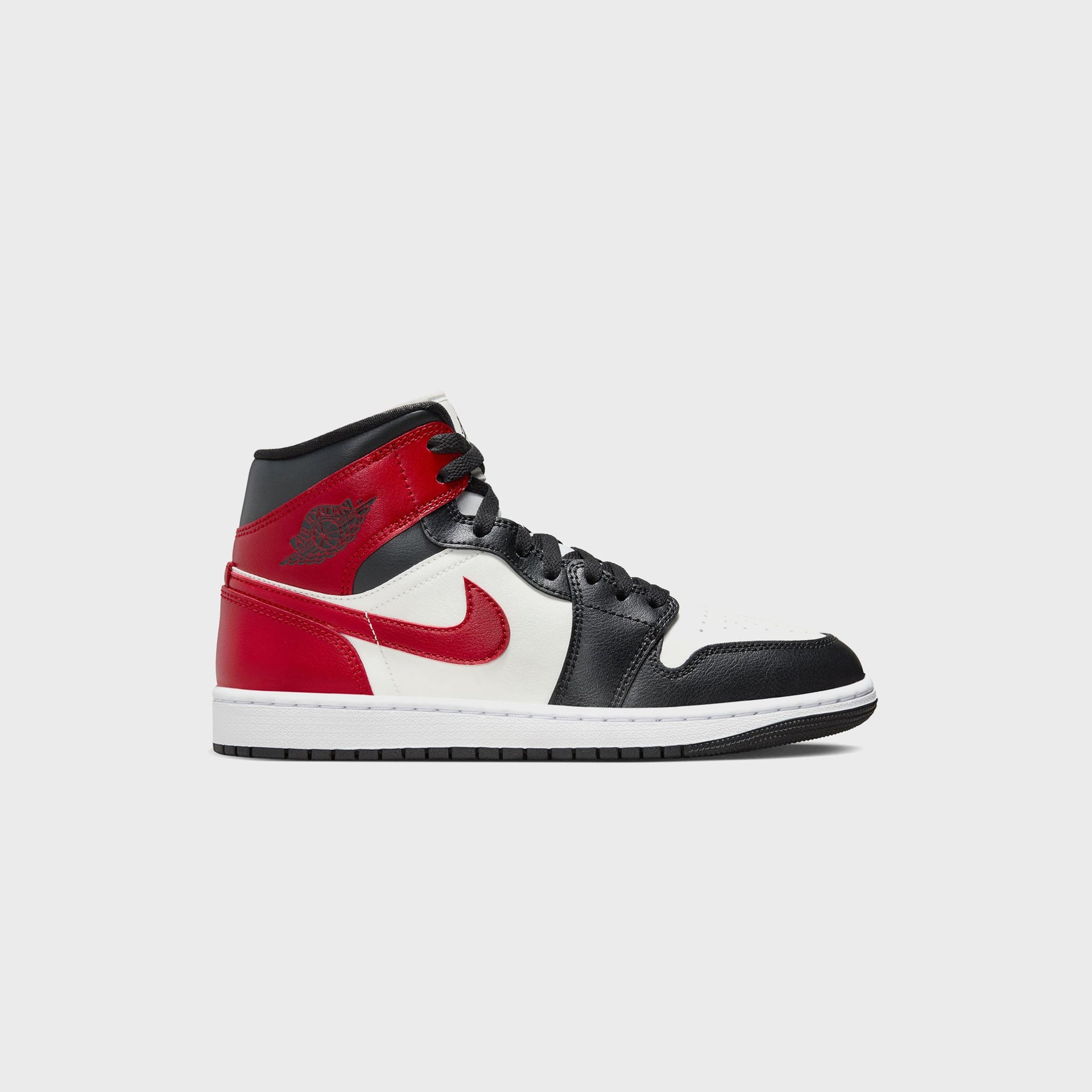 Jordan Air Jordan 1 Mid - Sail / Gym Red / Off Noir / White
