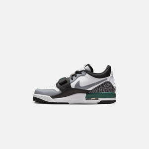 Jordan Air Jordan Legacy 312 Low - White / Black / Cool Grey / Oxidized Green