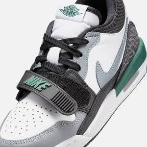 Jordan Air Jordan Legacy 312 Low - White / Black / Cool Grey / Oxidized Green