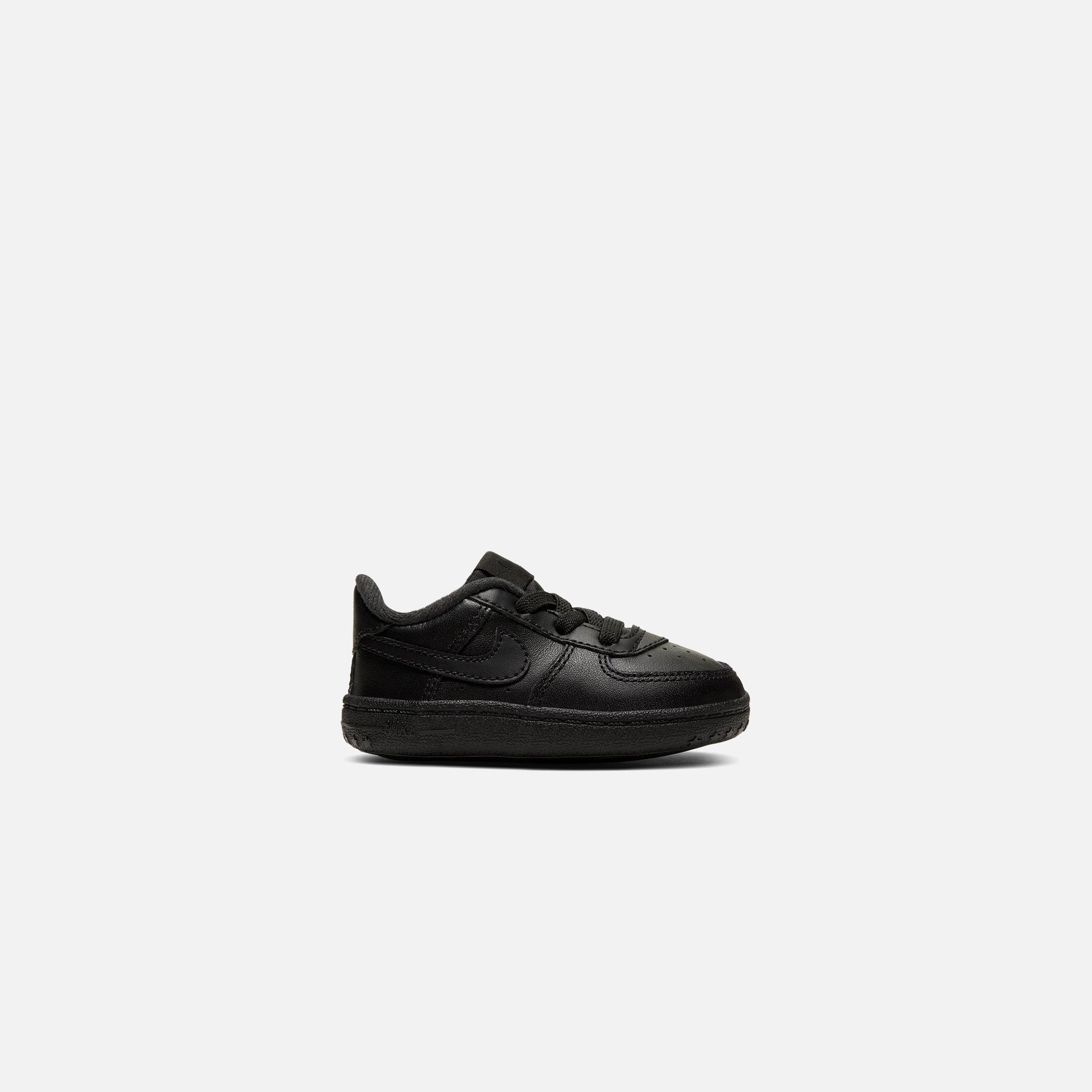 Nike Boys Infant Air Force 1 Crib Casual Shoes in Black Size 2.0 Leather