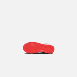 Nike GS Air Force 1 - Light Smoke Grey / Bright Crimson / White