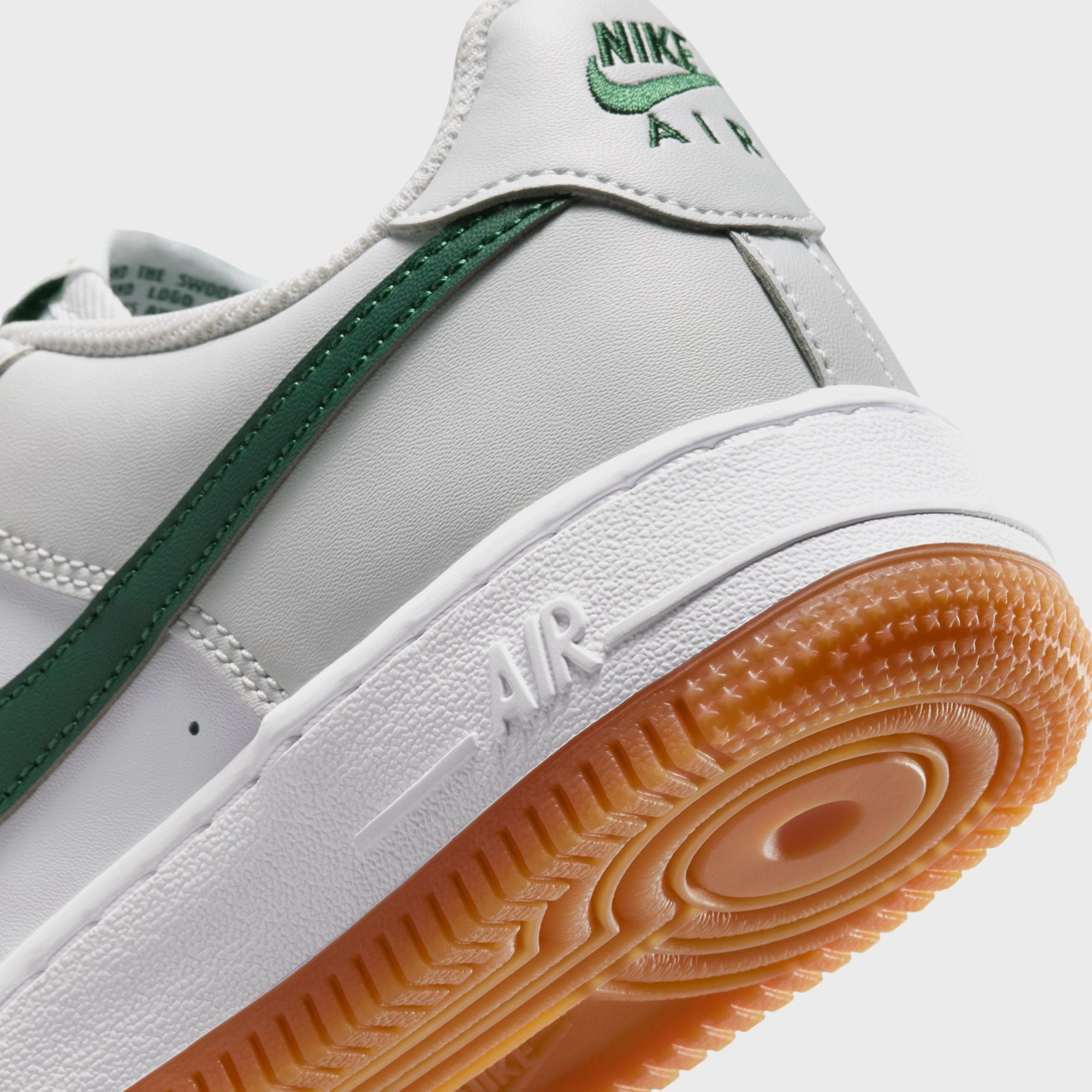 靴 25cm AIR FORCE 1 (GS) Nike GS Air Force 1 - Photon Dust / White / Fir / Gum Medium Brown