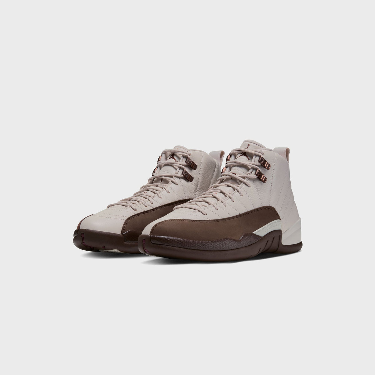 Jordan Air Jordan 12 Retro - Light Orewood Brown / Cacao Wow / Team Red / Cacao Wow