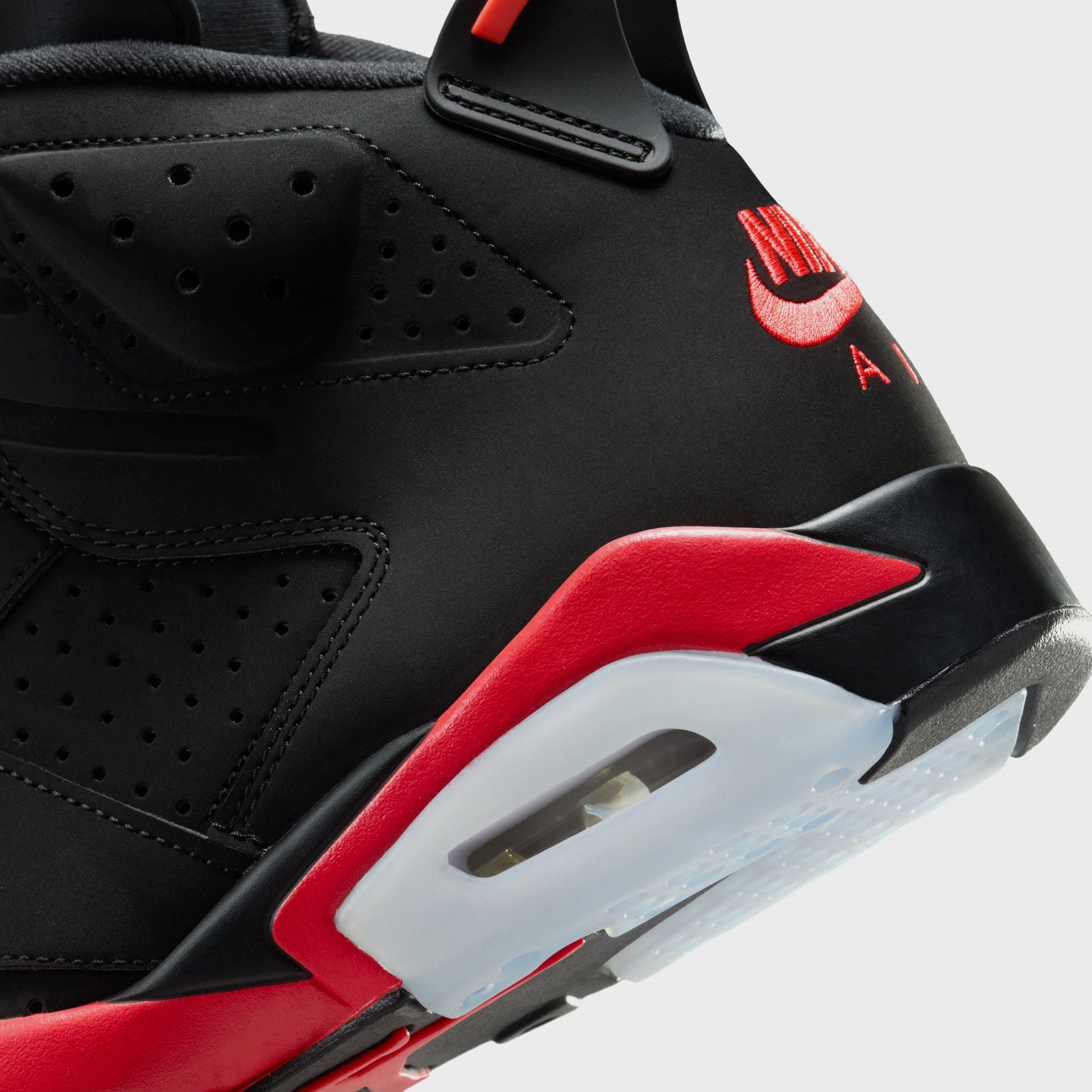 Jordan Air Jordan 6 Retro - Black / Light Crimson