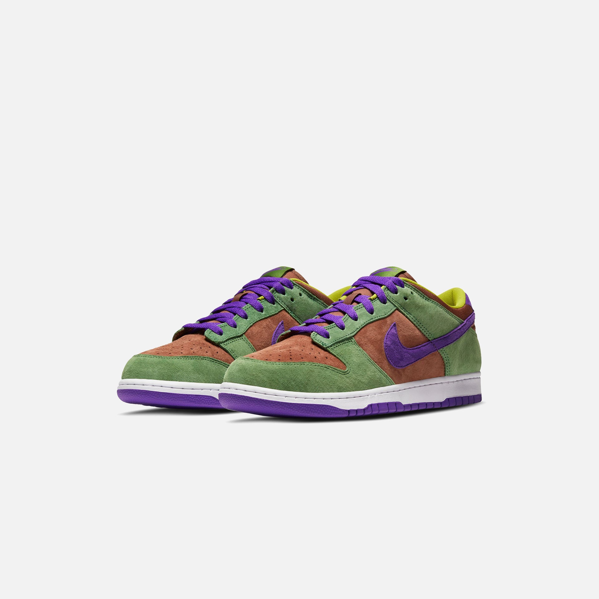 Nike Dunk Low SP - Veneer / Deep Purple / Autumn Green