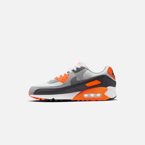 Nike Air Max 90 - Summit White / Safety Orange / Dark Smoke Grey / Smoke Grey