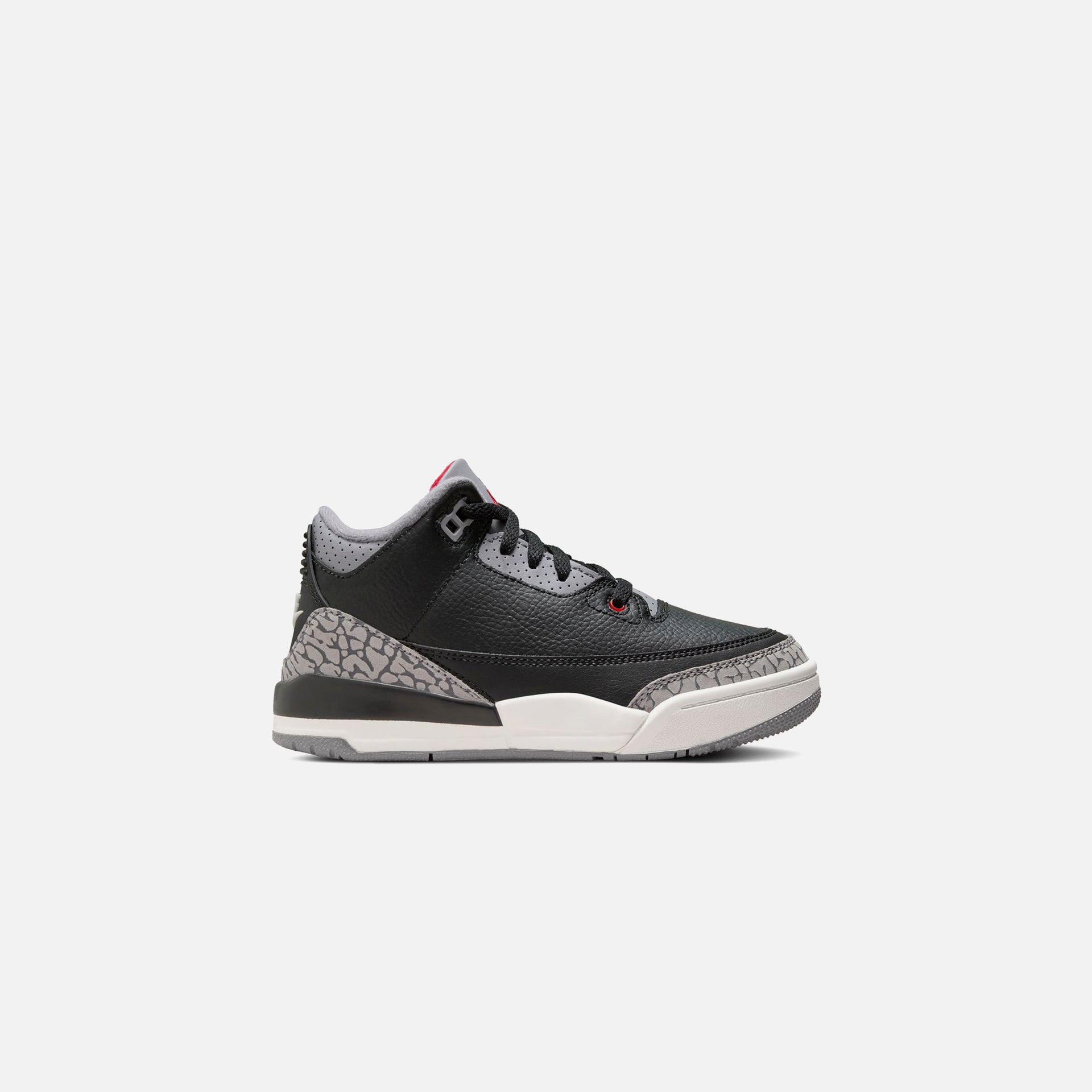 Jordan PS Air Jordan 3 Retro - Black / Fire Red / Cement Grey / Sail