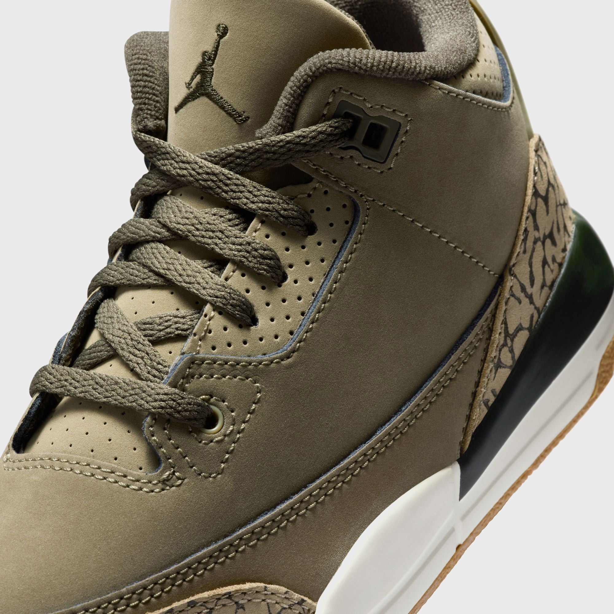 Jordan PS Air Jordan 3 Retro - Medium Olive / Sequoia / Neutral