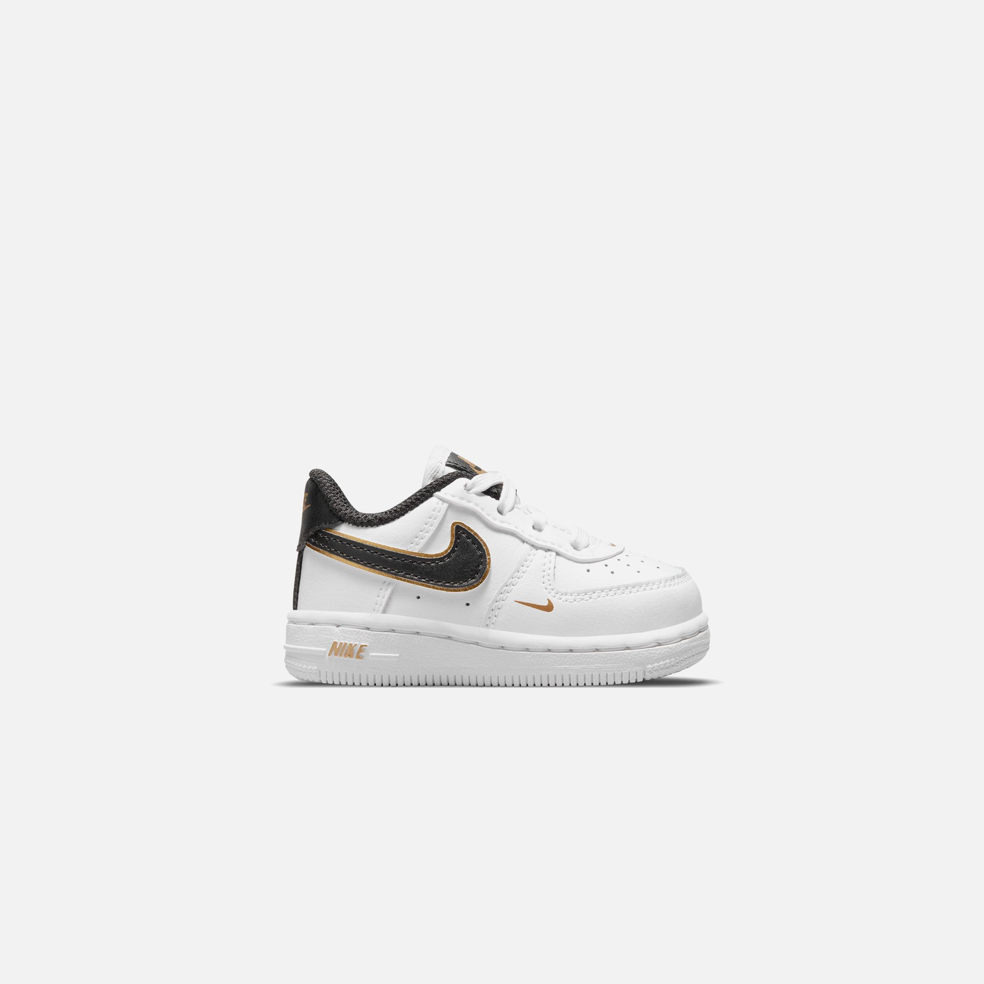 Nike air force 1 hotsell lv8 black and gold