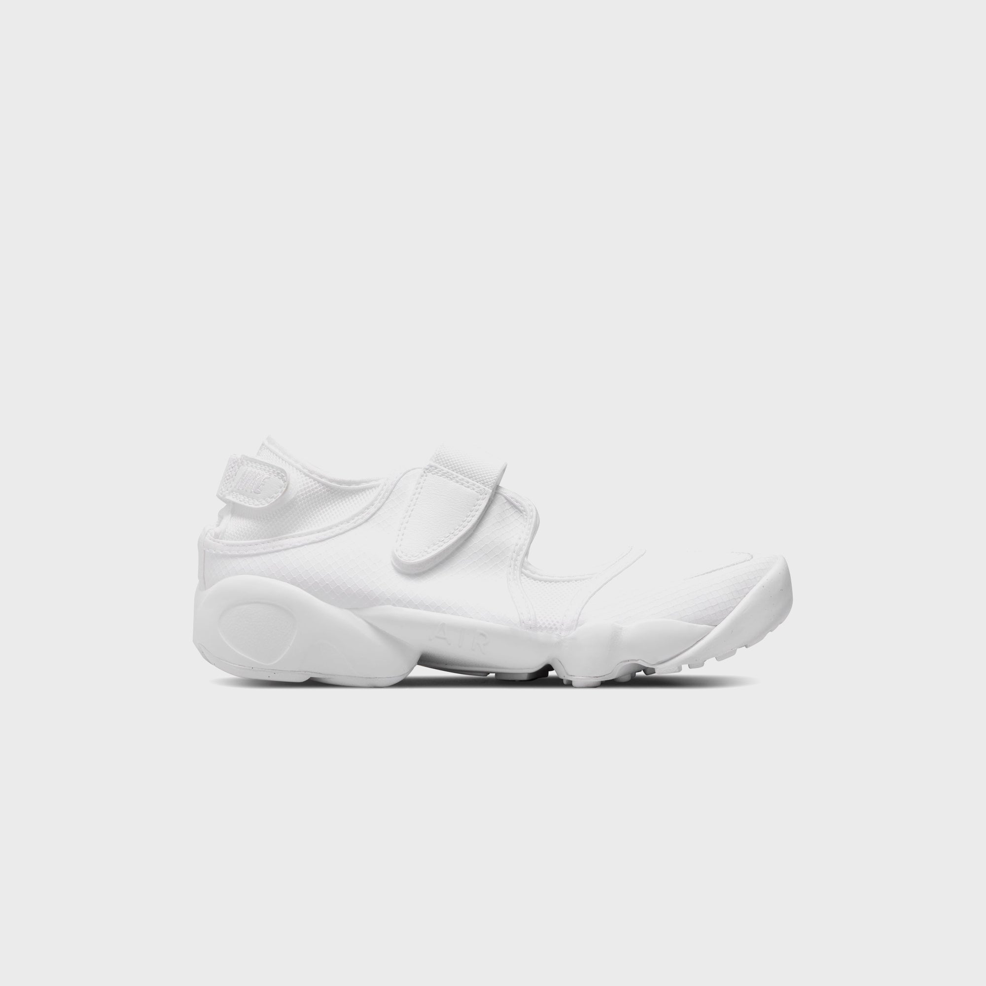 Nike WMNS Air Rift Breathe - White / Pure Platinum / White – Kith