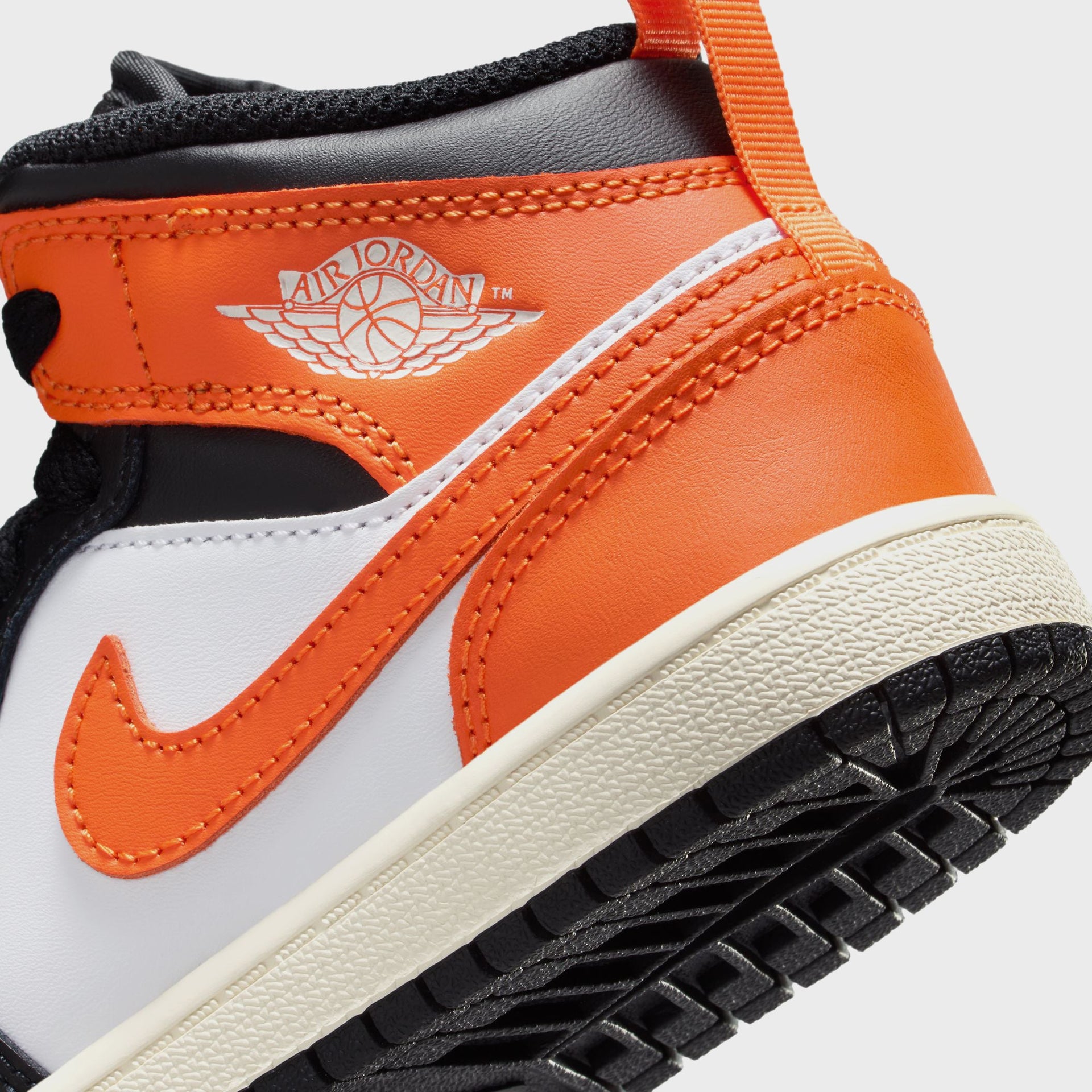 Jordan PS Air Jordan 1 Mid - Starfish / Black / White / Sail
