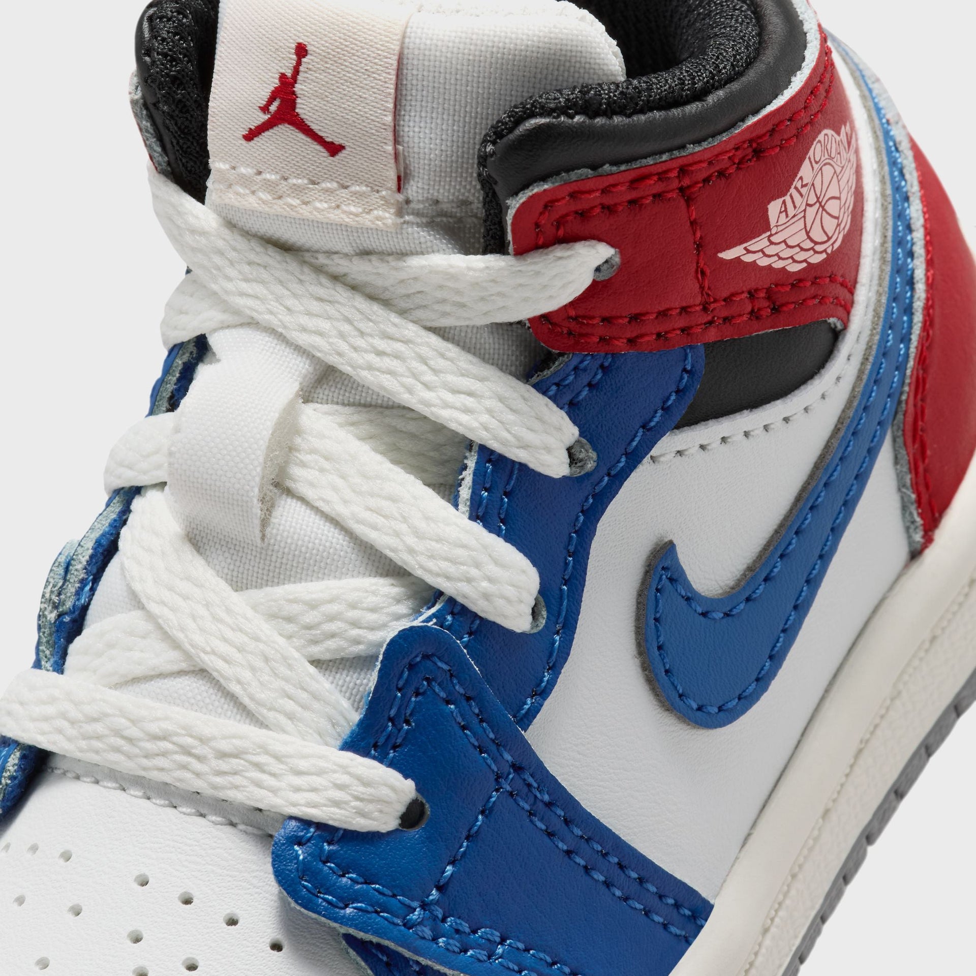 Jordan TD Jordan 1 Mid - True Blue / Varsity Red / Black / Summit White