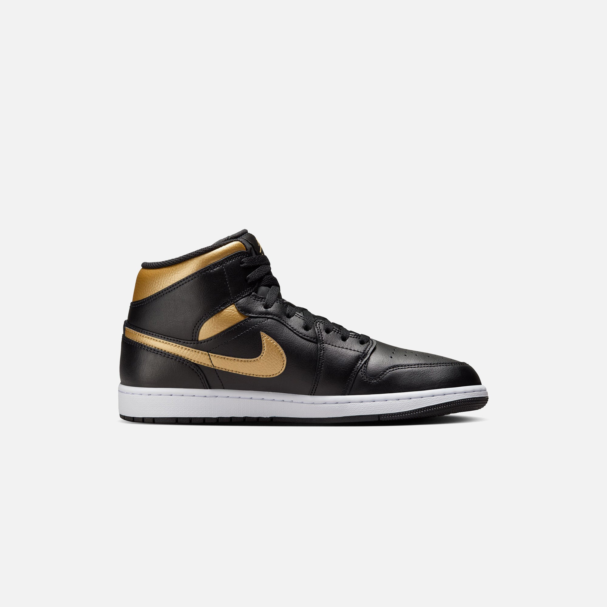 Nike Air Jordan purchases 1 Mid black/gold/white