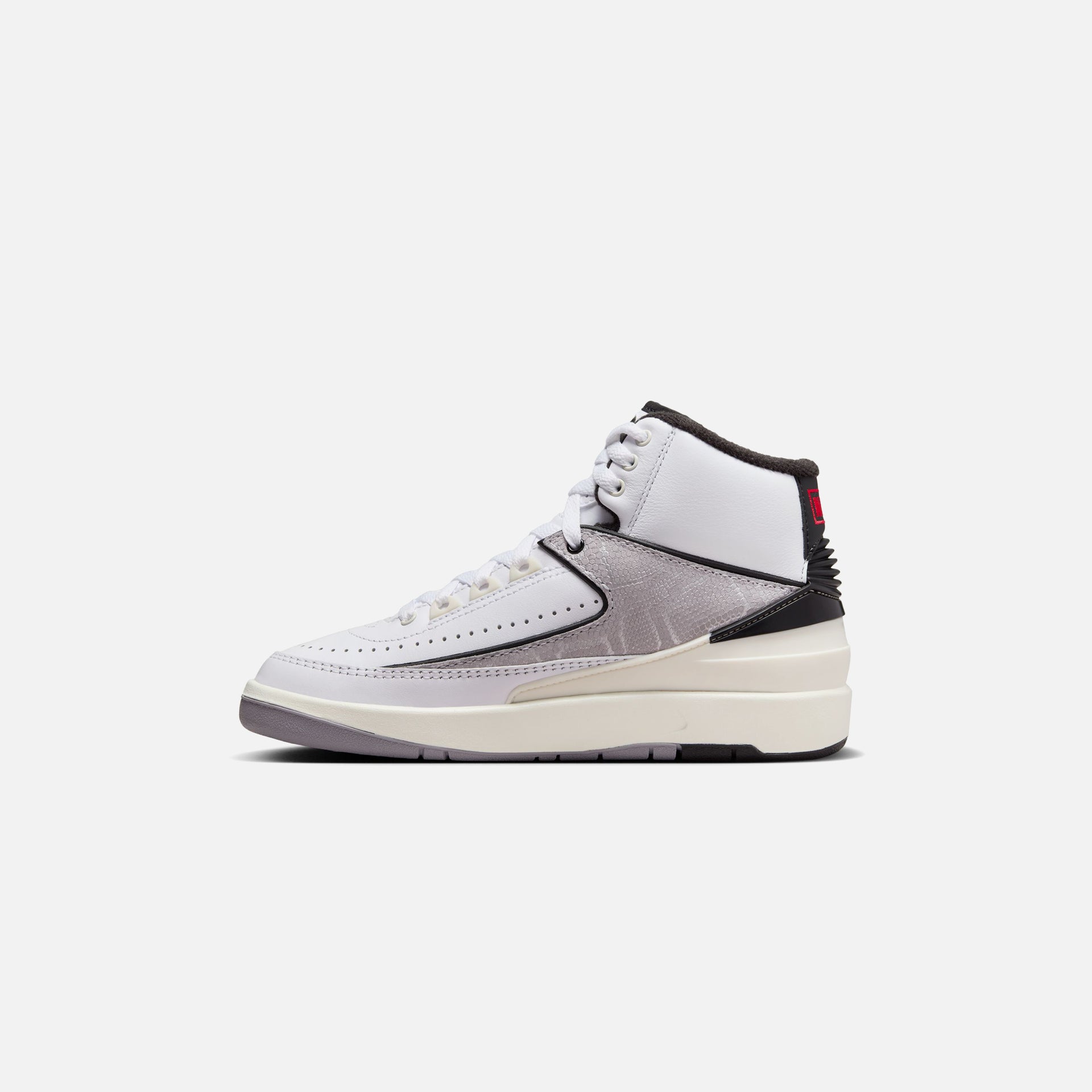 Nike GS Air Jordan 2 Retro - White / Fire Red / Black / Sail / Cement Grey