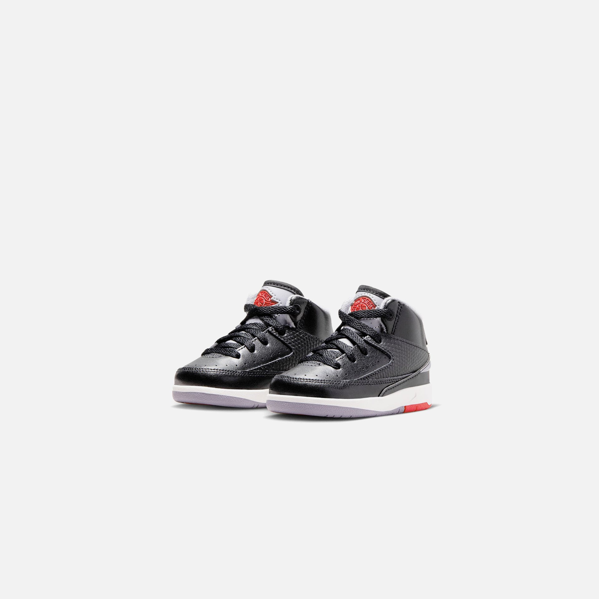 Nike TD Air Jordan 2 Retro - Black / Cement Grey / Fire Red / Sail