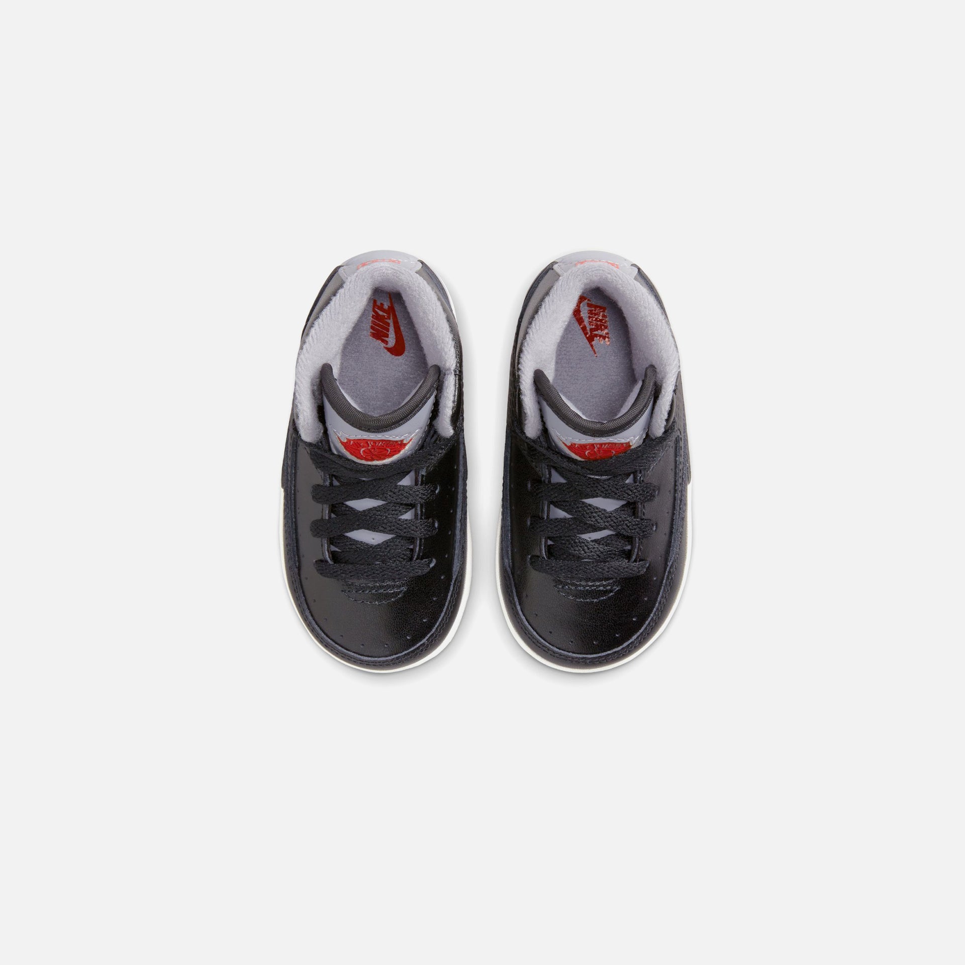 Nike TD Air Jordan 2 Retro - Black / Cement Grey / Fire Red / Sail