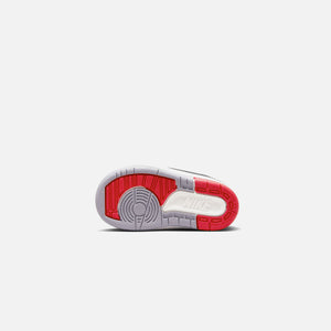 Nike TD Air Jordan 2 Retro - Black / Cement Grey / Fire Red / Sail
