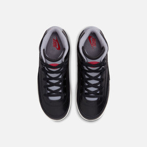 Nike PS Air Jordan 2 Retro - Black / Cement Grey / Fire Red / Sail