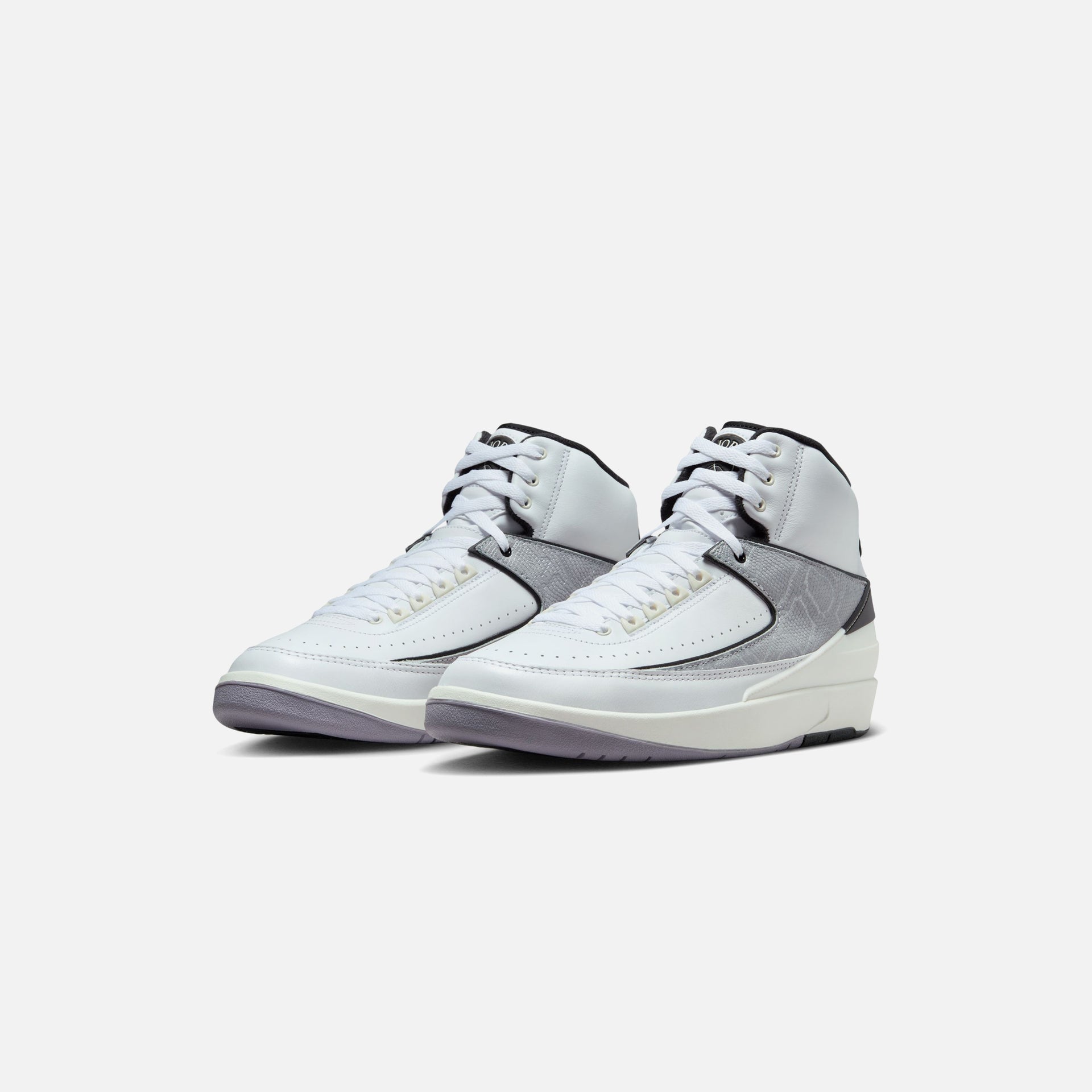 Jordan Air Jordan 2 Retro - White / Fire Red / Black / Sail / Cement Grey