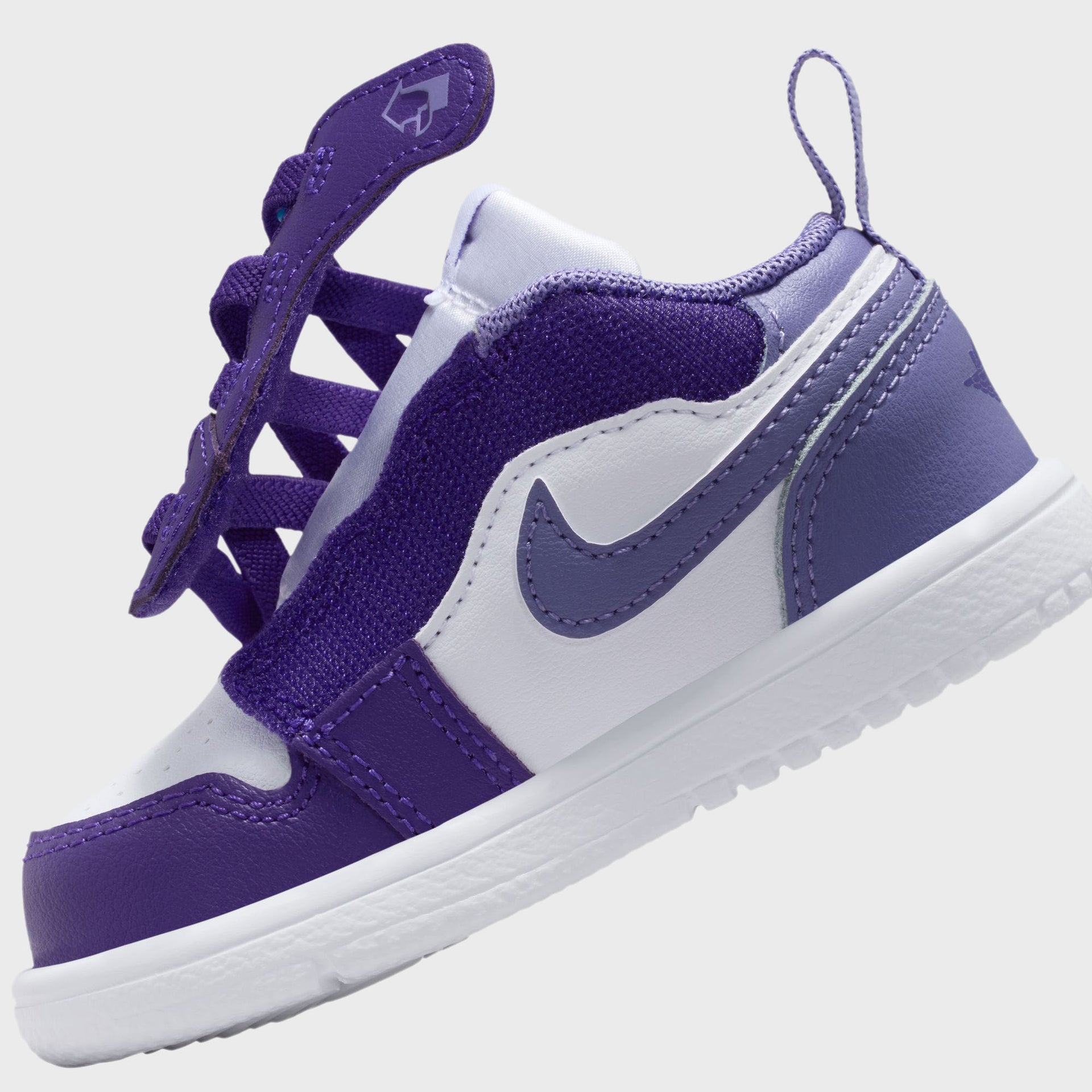 Jordan TD 1 Low ALT - Court Purple / Dusty Amethyst / White