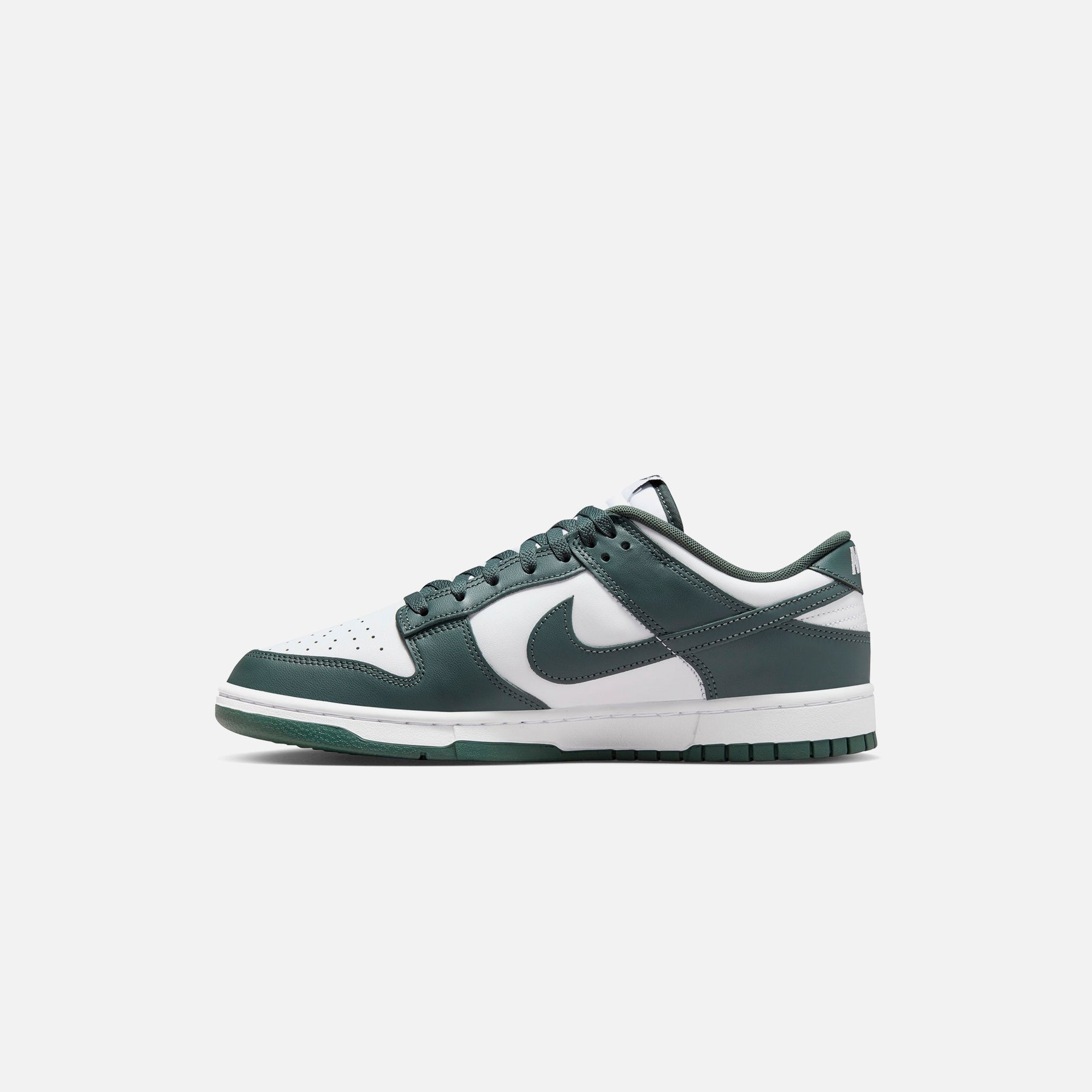 Nike Dunk Low Retro - White / Vintage Green