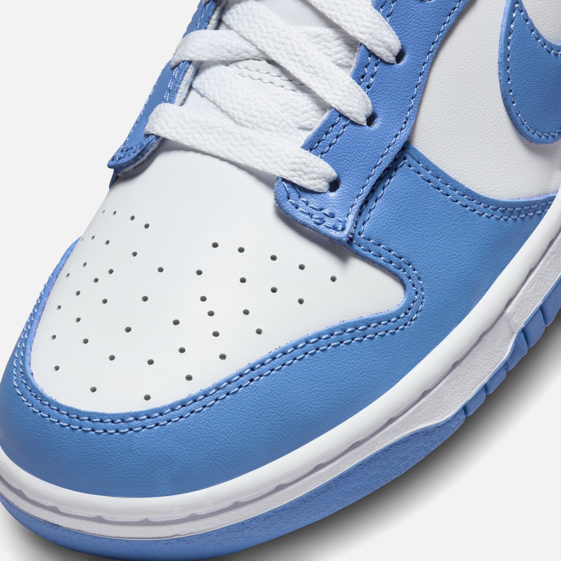 Nike Dunk Low Retro - Polar / White