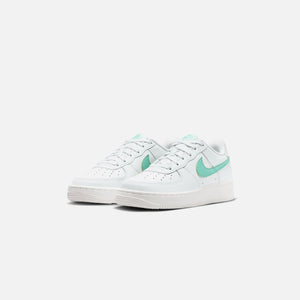 Nike fame GS Air Force 1 - Summit White / Emerald Rise / White