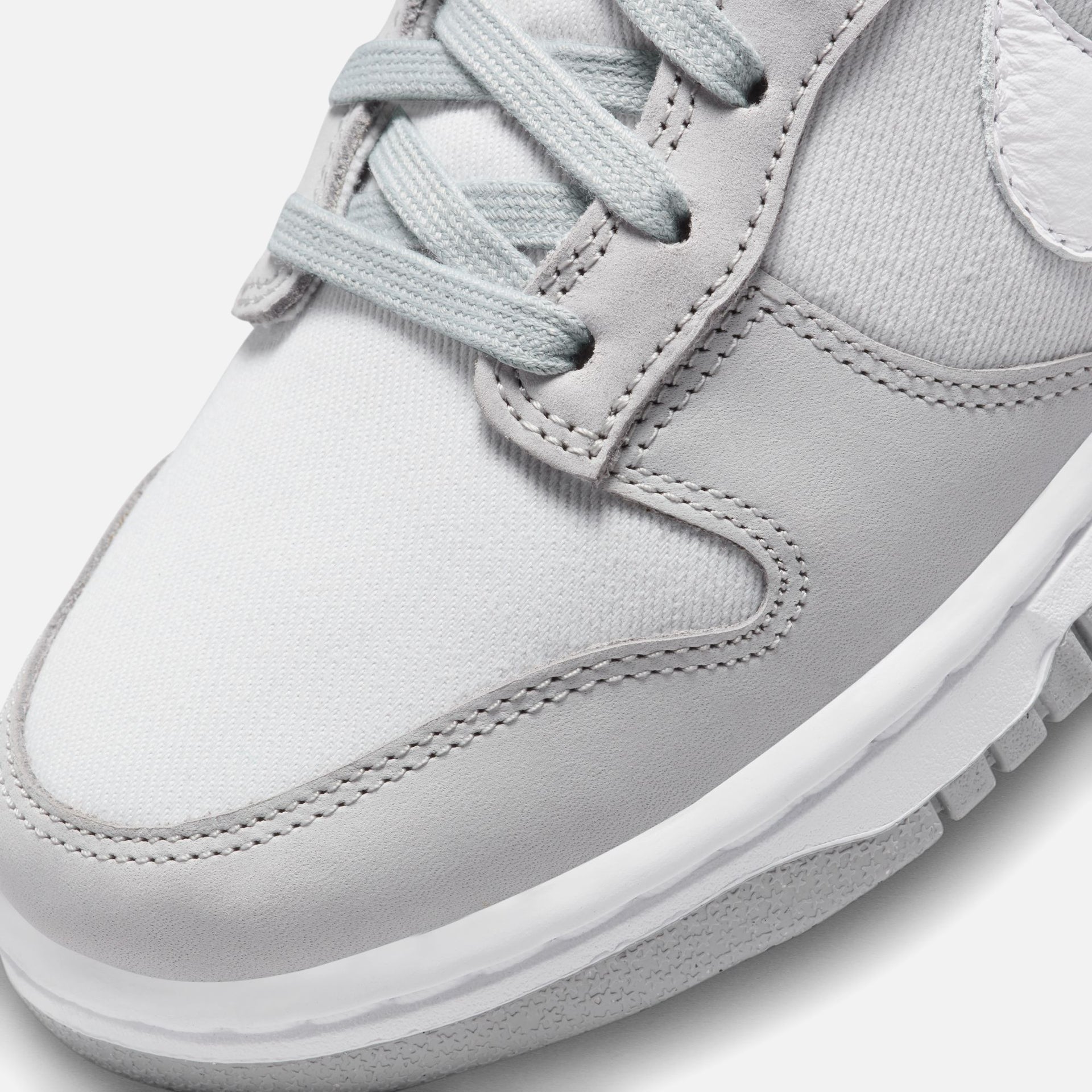 Nike WMNS Dunk Low NBHD - Light Smoke Grey / White / Photon Dust