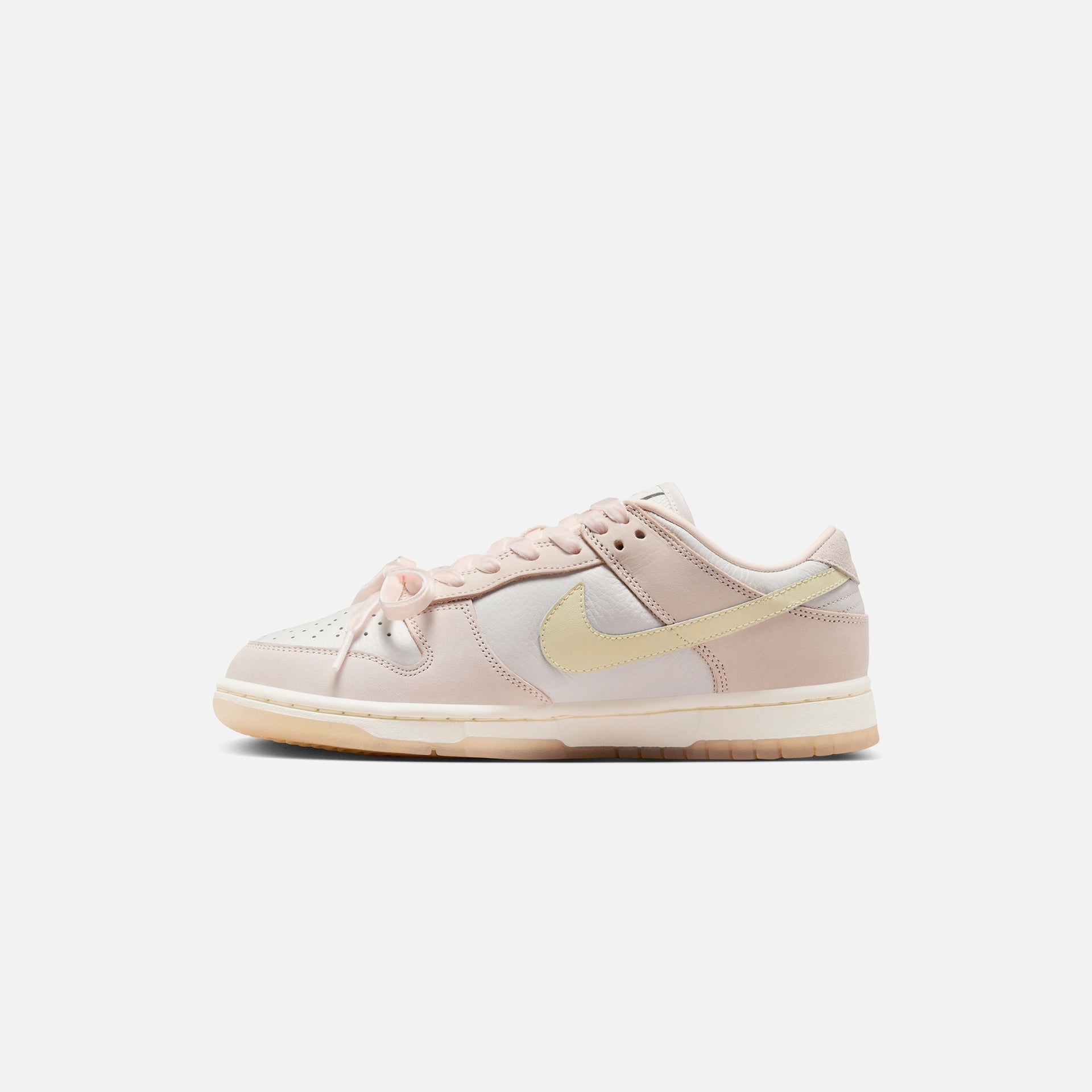 Nike WMNS Dunk Low PRM - Light Soft Pink / Coconut Milk