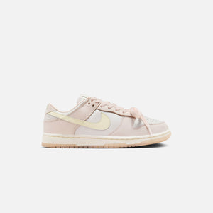 Nike WMNS Dunk Low PRM - Light Soft Pink / Coconut Milk